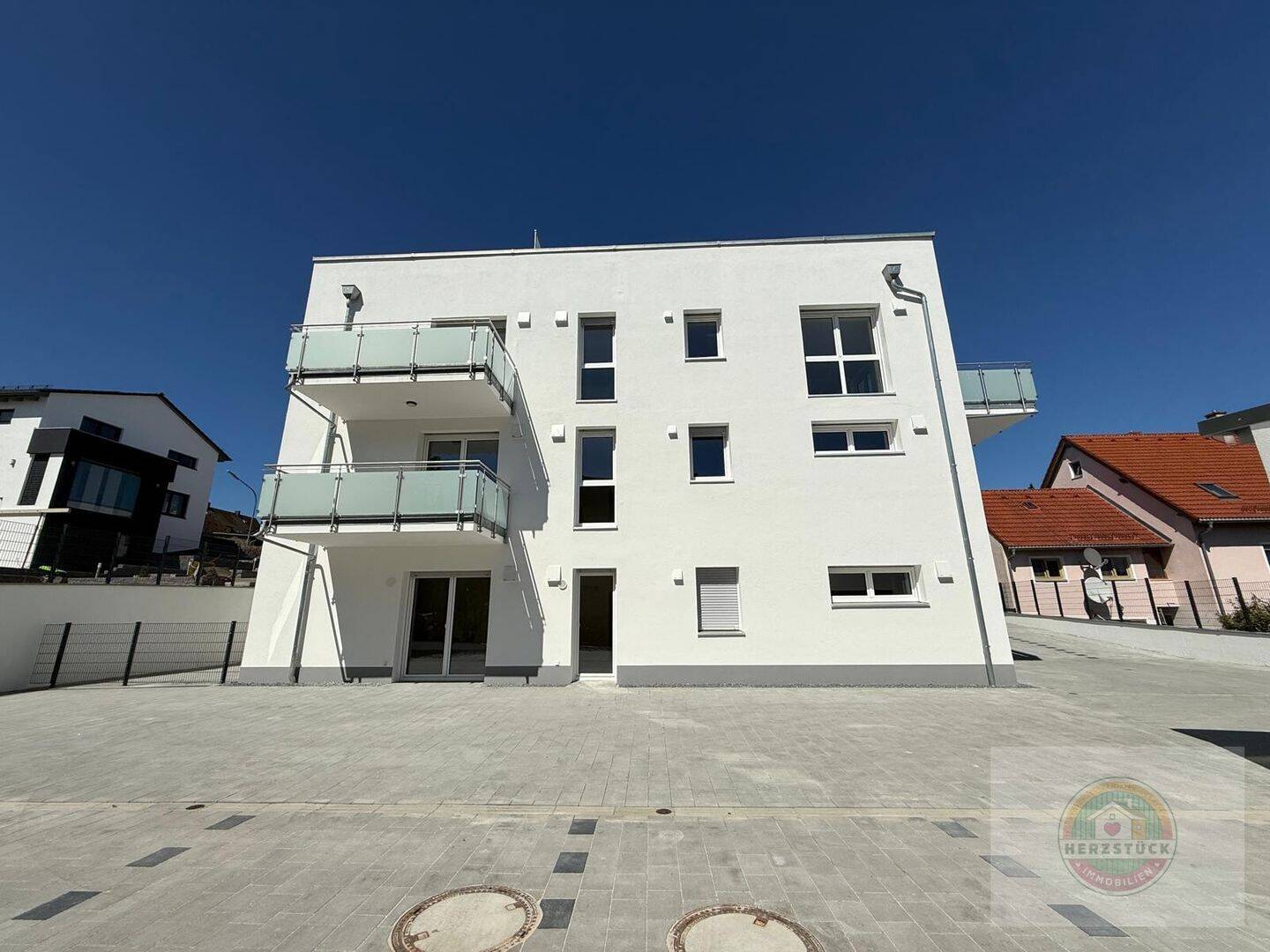 PROVISIONSFREI! Bezugsfertige 2-Zimmer-Neubauwohnung (QNG) mit Terrasse, Aufzug & moderner Energietechnik, 92670 Windischeschenbach