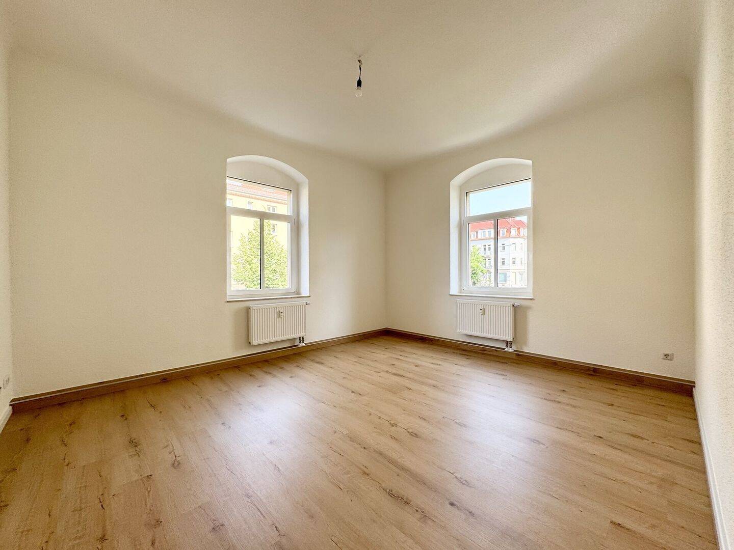 Erstbezug nach Sanierung!|Unvermietete 2-Zimmerwohnung zum Kauf in Dresden-Löbtau, 1159 Dresden