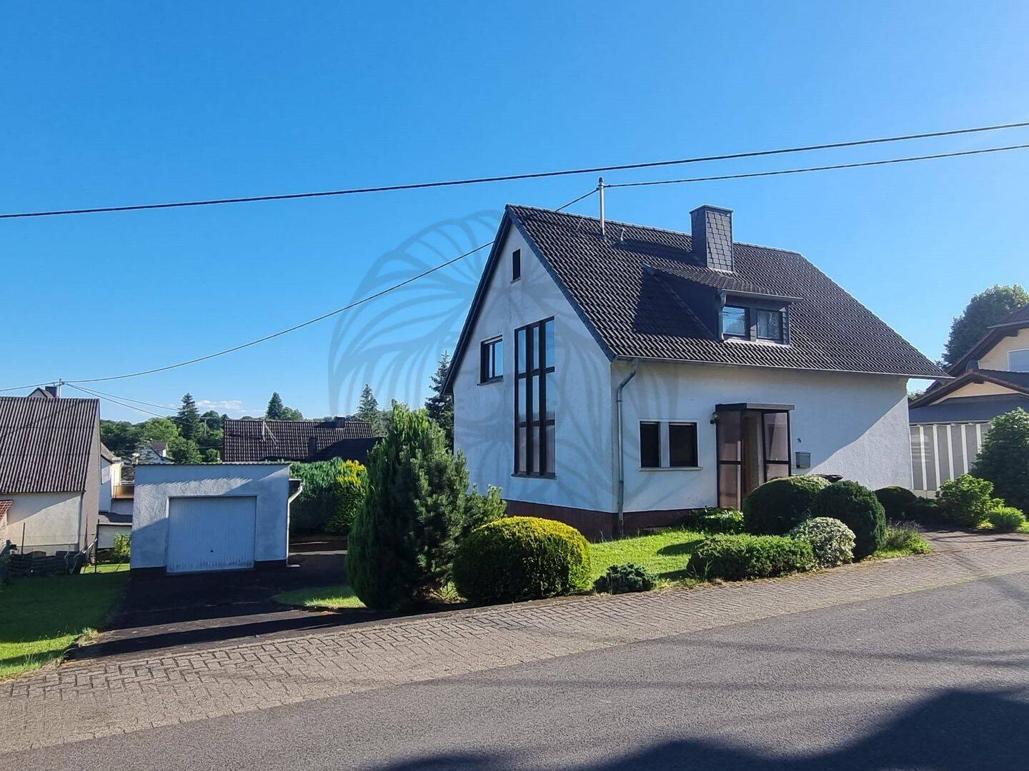Westerburg-Stadtteil: Einfamilienhaus mit schönem Grundstück, 56457 Westerburg