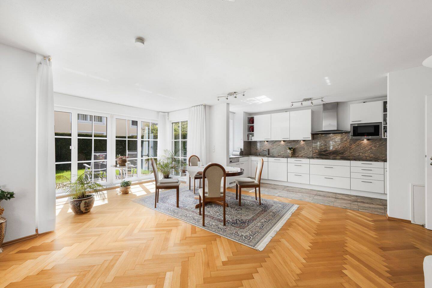 3+1 Zimmer mit eigenem Garten im Stadtvillenensemble am Westpark, 81377 München (Hadern Sendling-Westpark)
