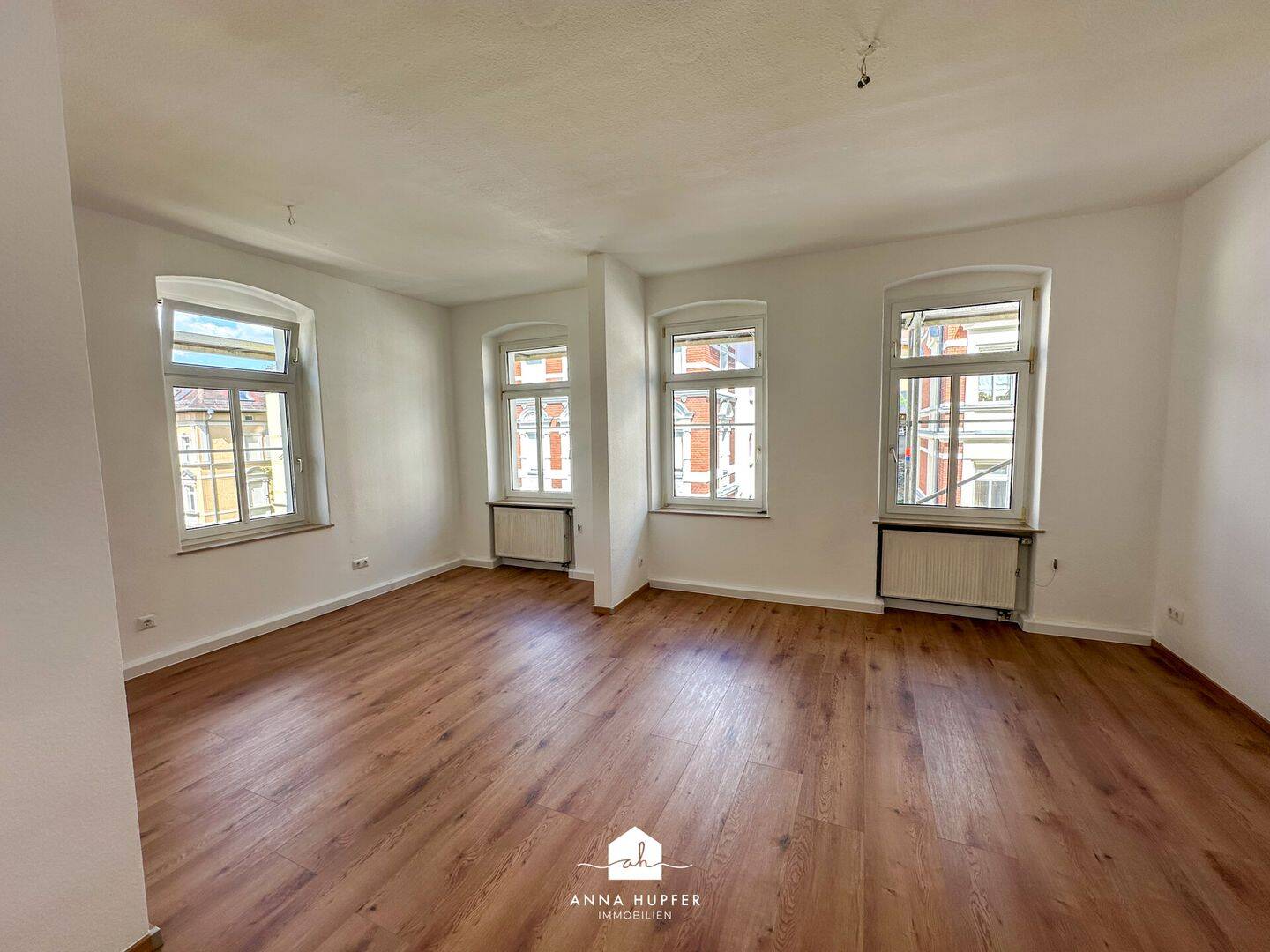 Frisch renovierte 3-Raumwohnung mit Balkon, 7545 Gera (Bieblach Innenstadt Ostviertel Pforten Untermhaus)