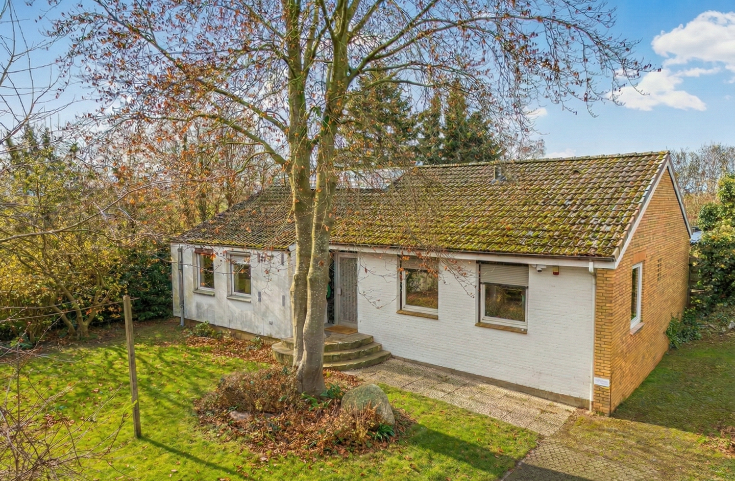 Freistehendes Einfamilienhaus im Bungalowstil, 24145 Kiel