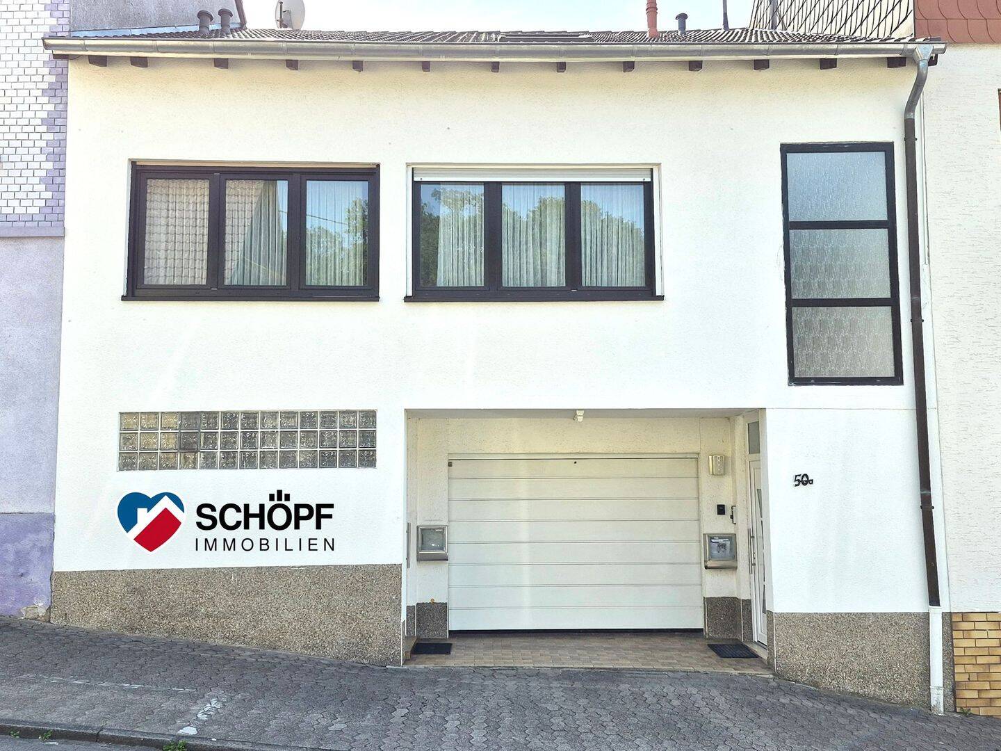 Sehr gepflegtes Reihenhaus mit Einliegerwohnung, 66125 Saarbrücken