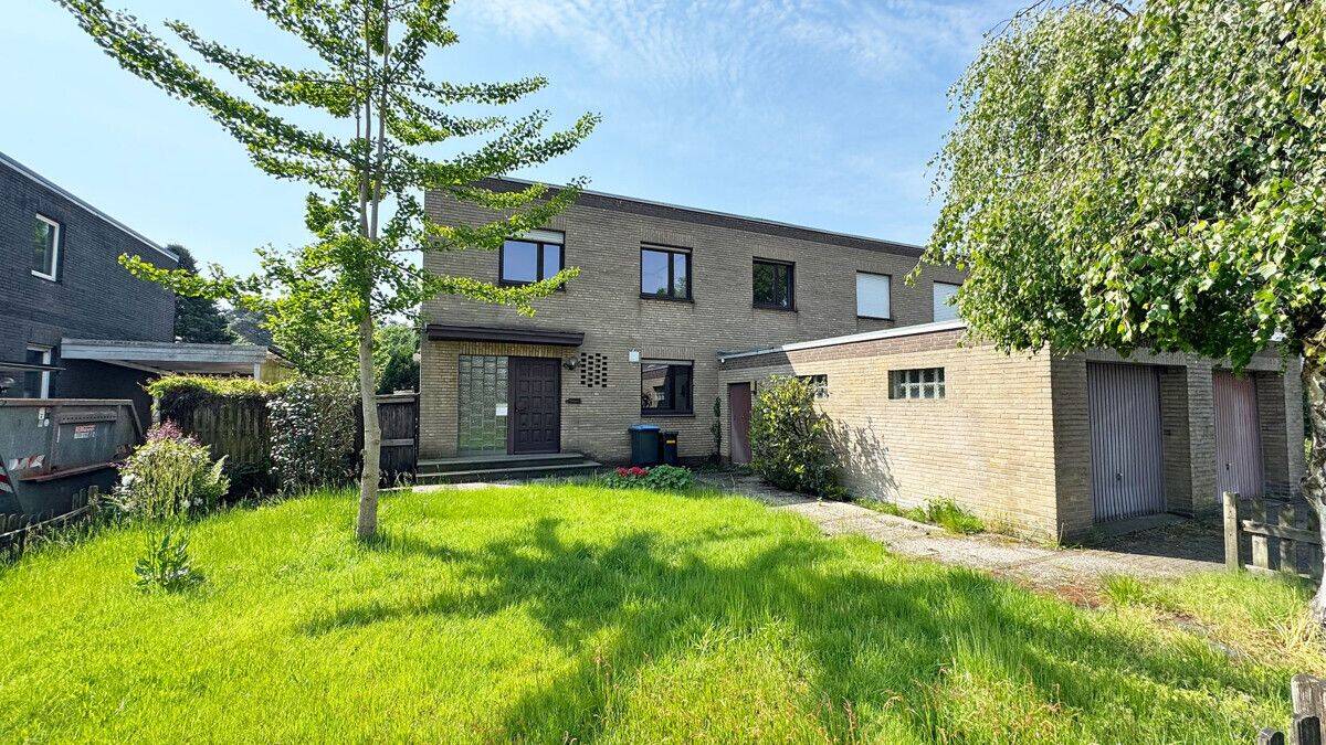 Ihr neues Zuhause mit Potenzial – Reihenendhaus auf großem Grundstück in Wesel-Obrighoven, 46485 Wesel