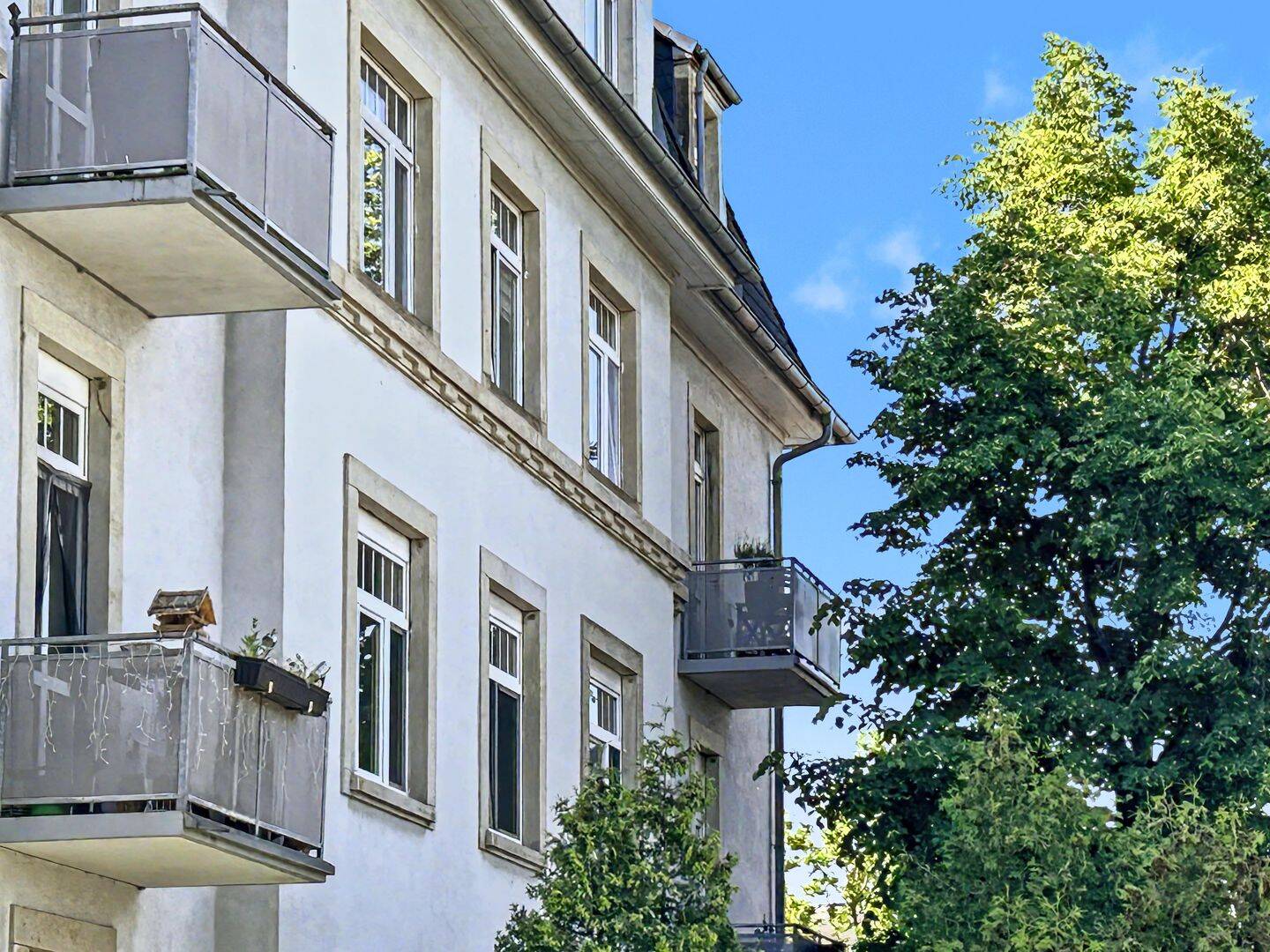 Denkmalschutz: Altbau in Szene gesetzt – Helle 2-Zimmer-Wohnung in Dresden-Trachau, 1139 Dresden (Kaditz Mickten Pieschen-Süd Trachau)
