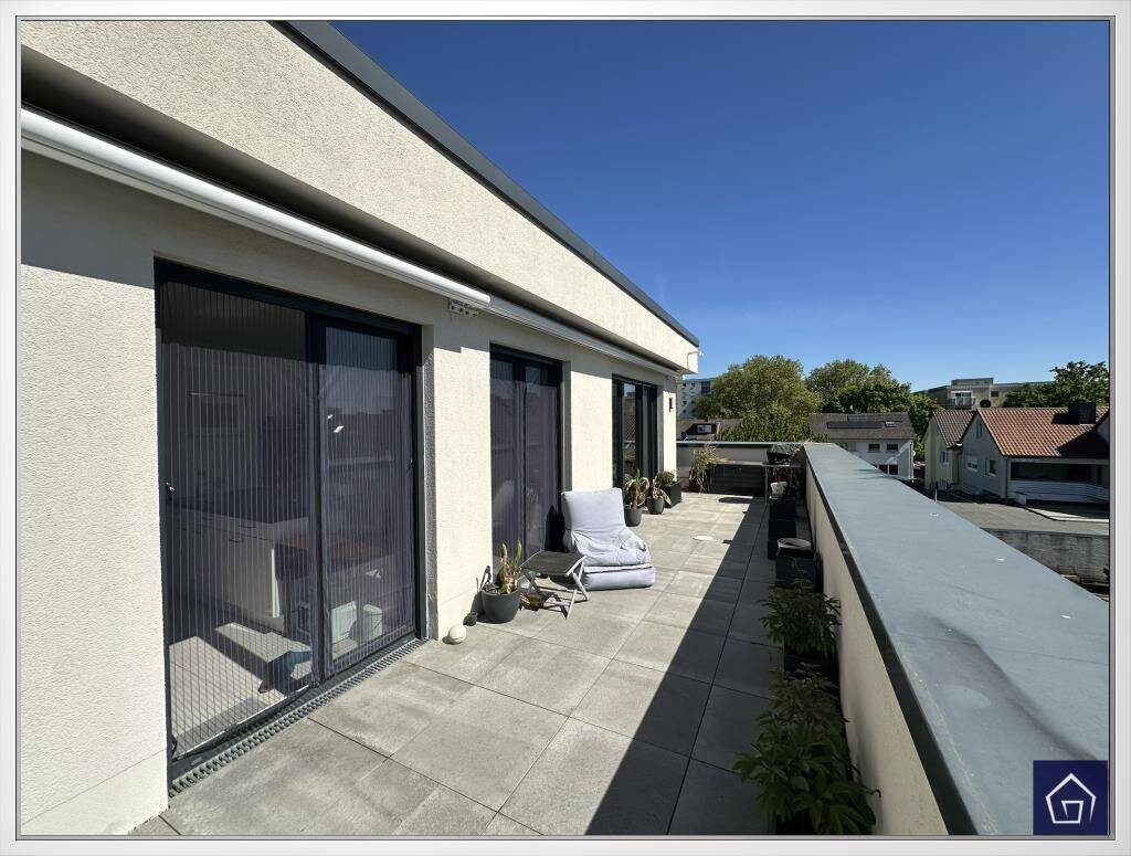 Hattersheim: zentrumsnah & verkehrsgünstig! 4 Zi. DG-Whg. mit RIESIGER Dachterrasse – (Whg. 8), 65795 Hattersheim am Main