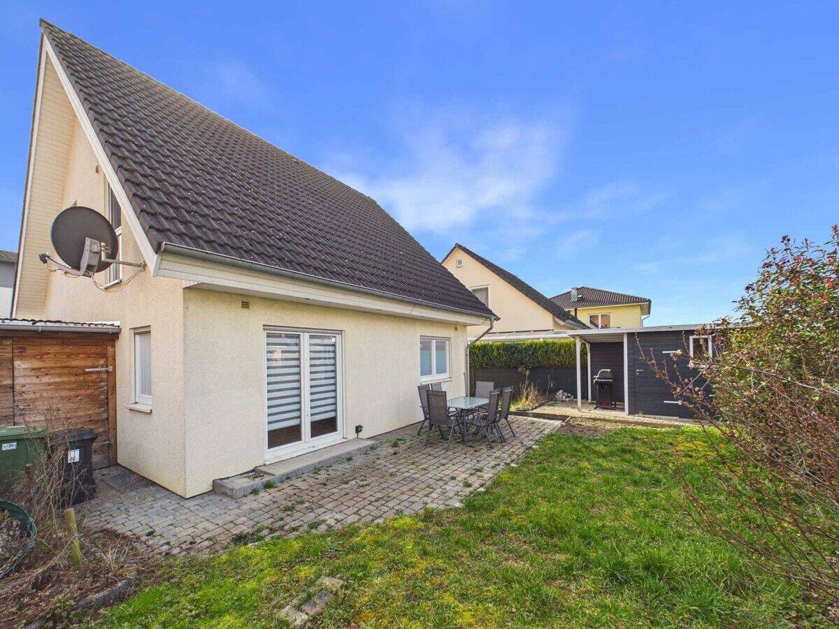 Einfamilienhaus im Top Zustand mit Garten | Knittlingen, 75438 Knittlingen