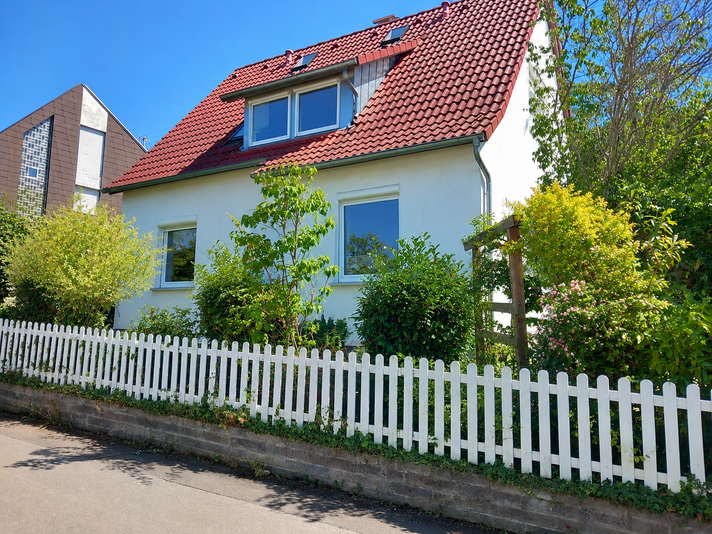 Möbliertes Einfamilienhaus auf Zeit mit Garten & 3 Schlafzimmern in Owen, 73277 Owen