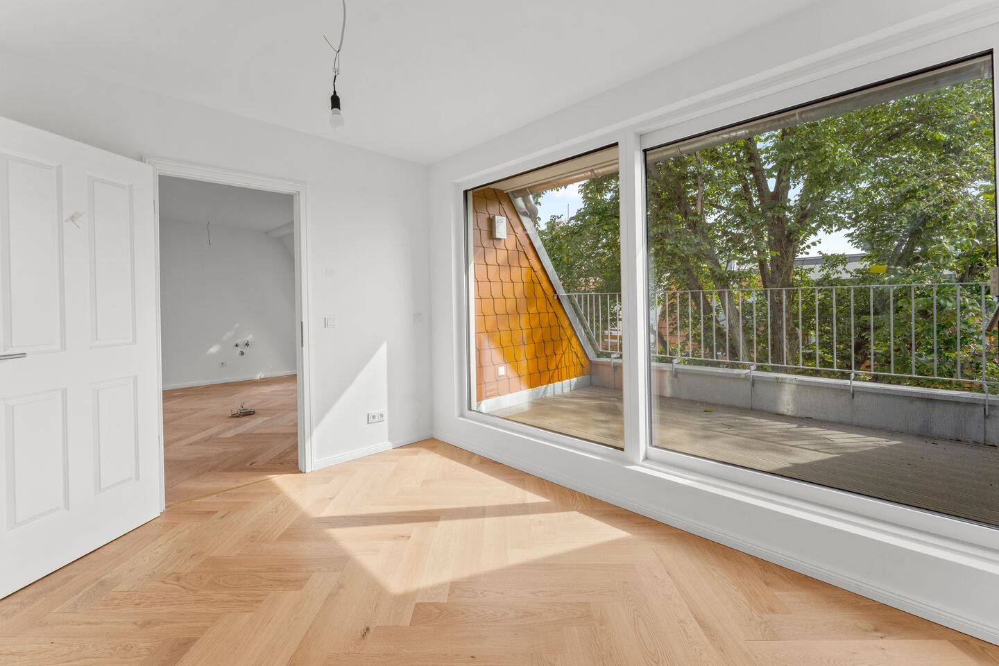 Einzugsbereite, neu ausgebaute Dachgeschosswohnung mit 2 Terrassen, 10407 Berlin (Pankow Kleingartenanlage Grönland Kleingartenanlage Neues Heim Kleingartenanlage Volkspark Prenzlauer Berg Prenzlauer Berg)