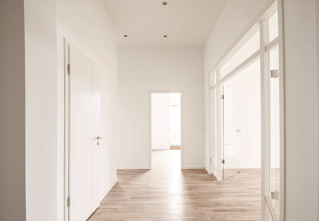 * Super Grundriss * großer Wohn- Essbereich * Doppeltür * Bad mit Du.+ Wanne * TG *
