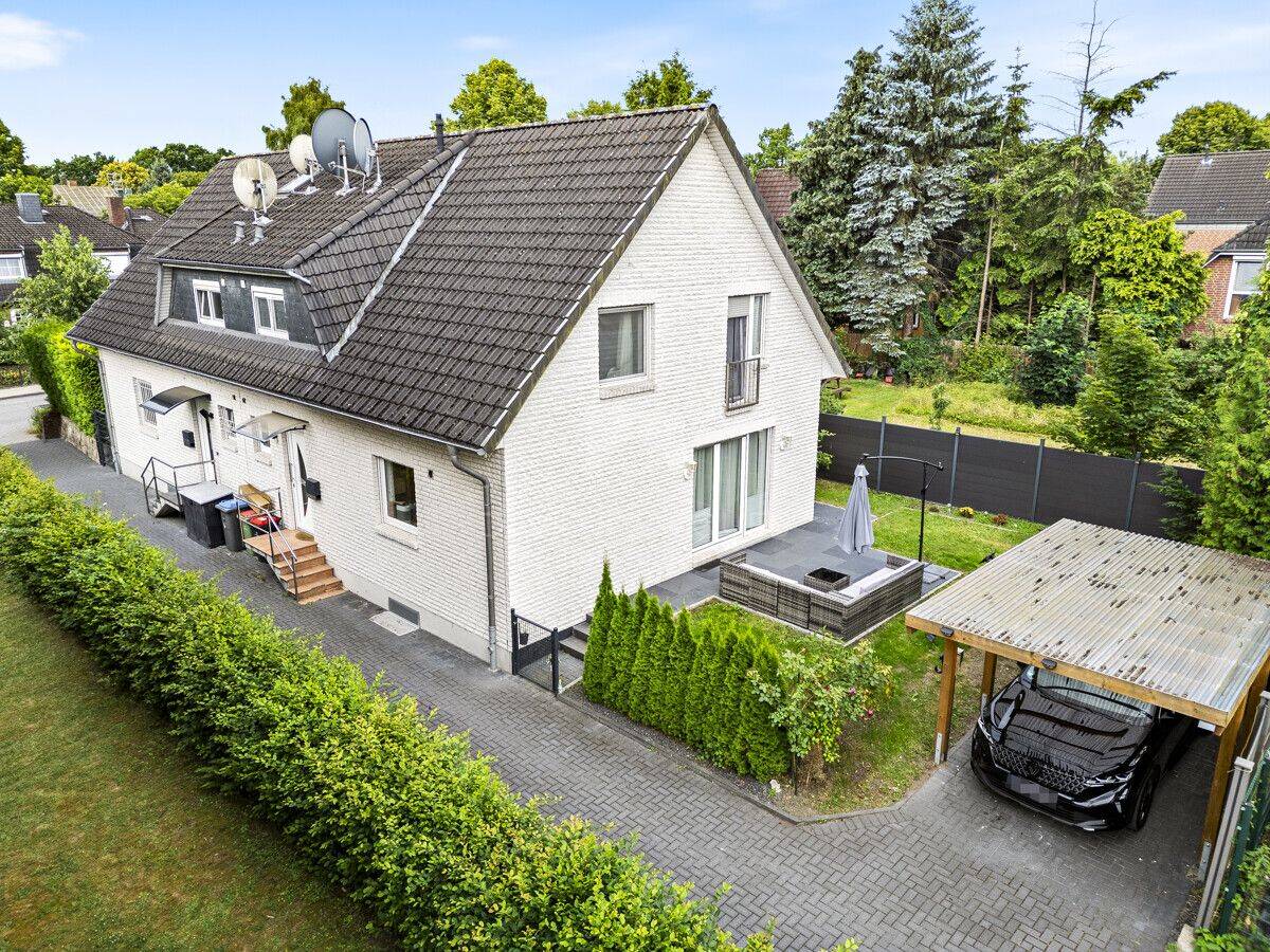 Moderne Doppelhaushälfte mit vielseitigem Raumangebot in Hamburg-Jenfeld!