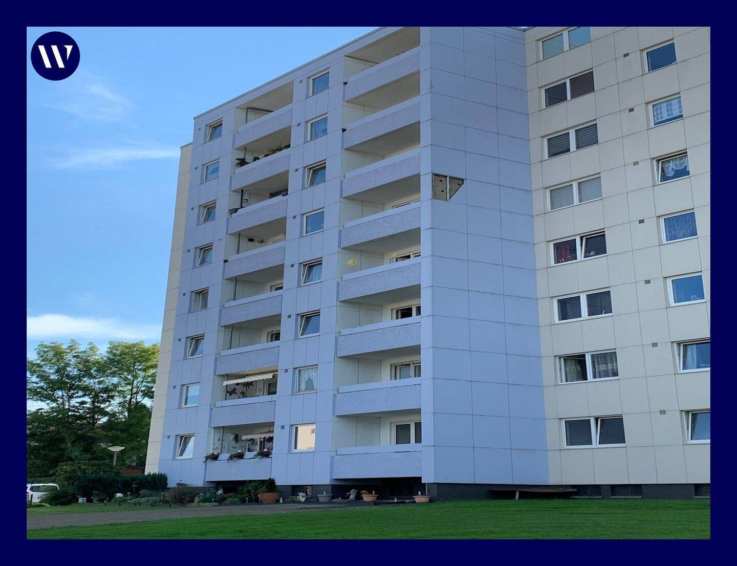 Herrliche Aussichten! Apartment + Loggia, frisch renoviert, guter Raumschnitt, modernes Bad, Aufzug, 52223 Stolberg (Rhld.)
