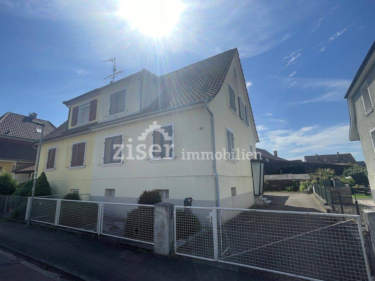 Bezugsfreie Doppelhaushälfte in Teningen, 79331 Teningen