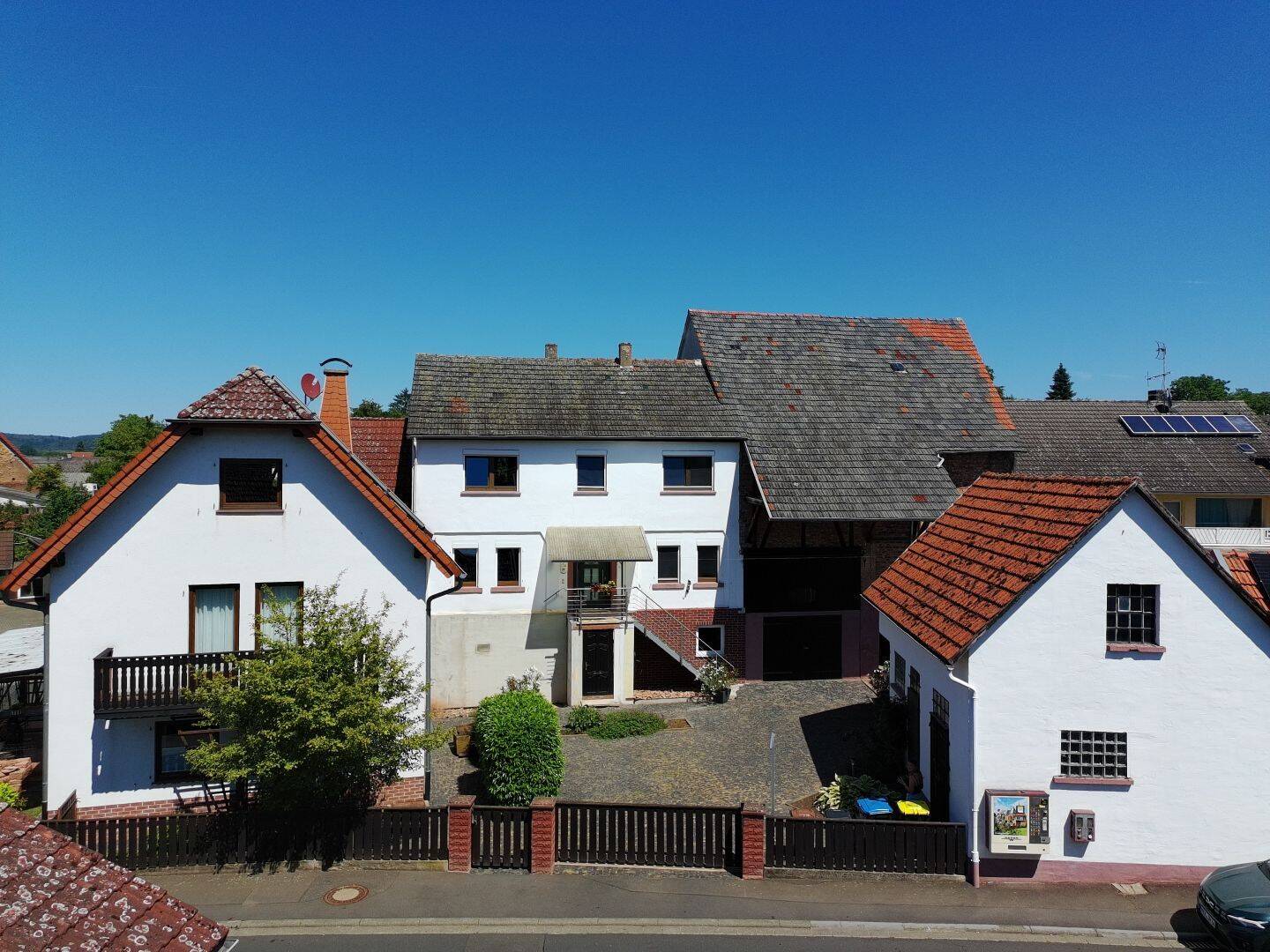 Wunderschöne Liegenschaft mit zwei Wohnhäusern und sehr viel Potenzial in Büdingen-Lorbach, 63654 Büdingen