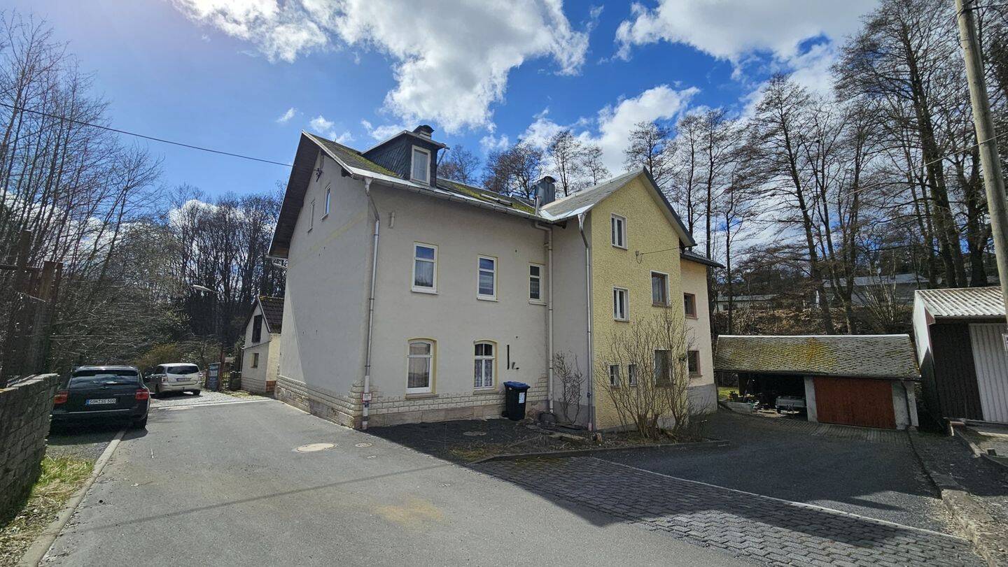 Mehrfamilienhaus in ruhiger Wohnlage in Frankenblick OT Mengersgereuth-Hämmern, 96528 Frankenblick