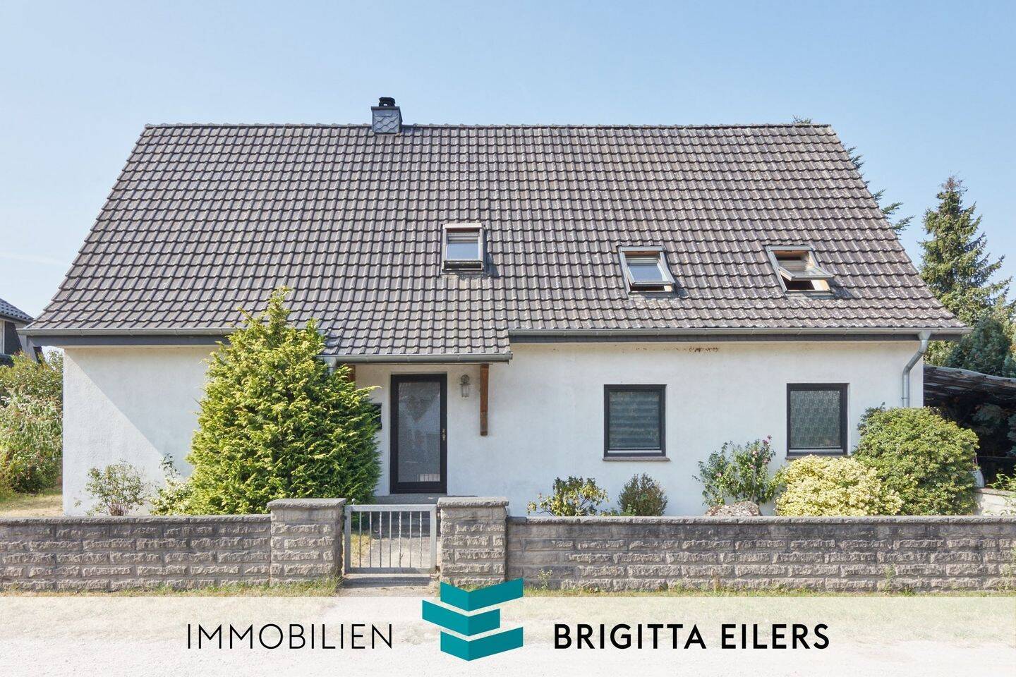 Helle und gemütliche 3 Zimmer-Dachgeschosswohnung mit Gartenanteil in ruhiger Wohnlage in Etelsen, 27299 Langwedel