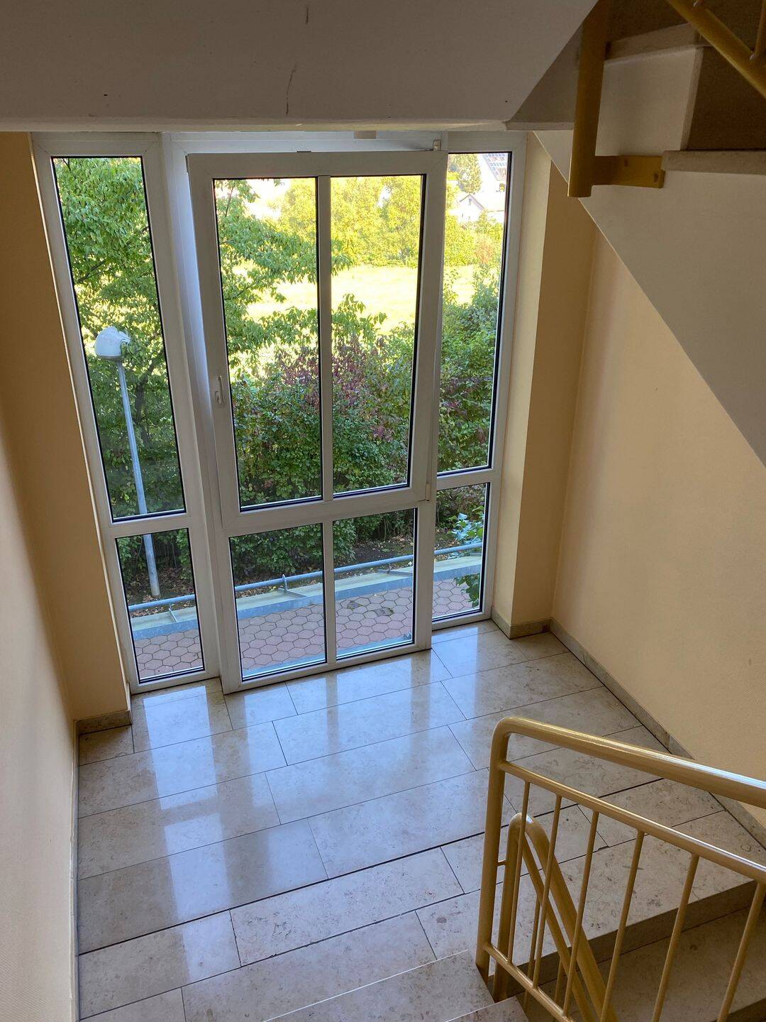 ETW 3,5 Zimmer, 2xTG,1xAußenstellplatz, richtiges Kellerzimmer (Tageslicht)Aufzug, Balkon, 97422 Schweinfurt