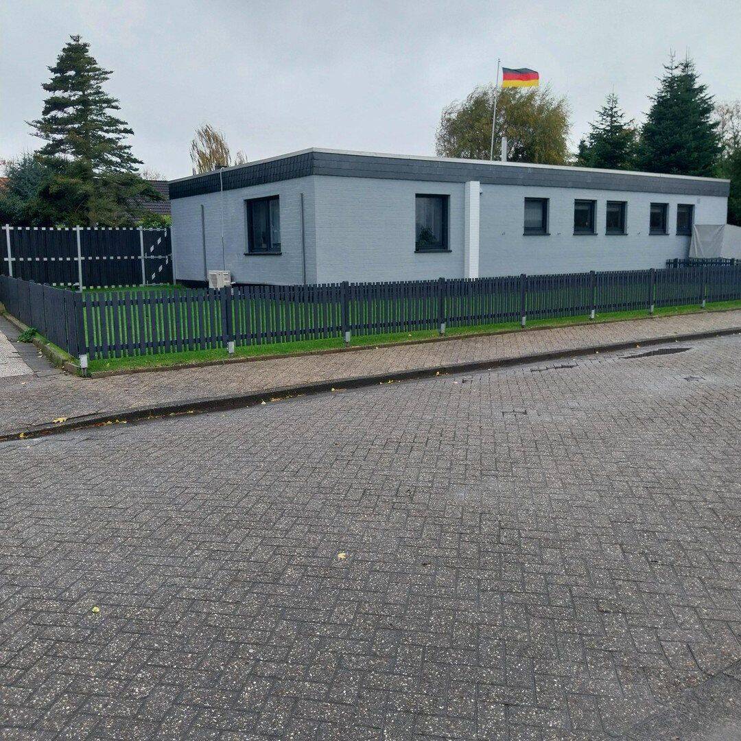 Wohnen auf einer Fläche in exklusiven großem Bungalow, 26506 Norden