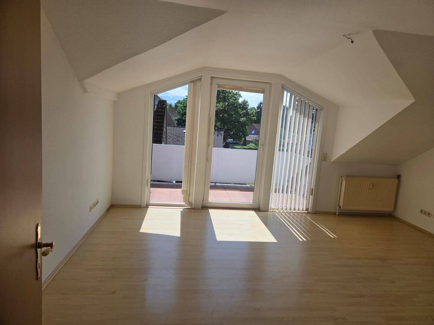 Schöne 2-Zimmer DG-Wohnung mit Balkon in Lauenbrück – jetzt anmieten!, 27389 Lauenbrück