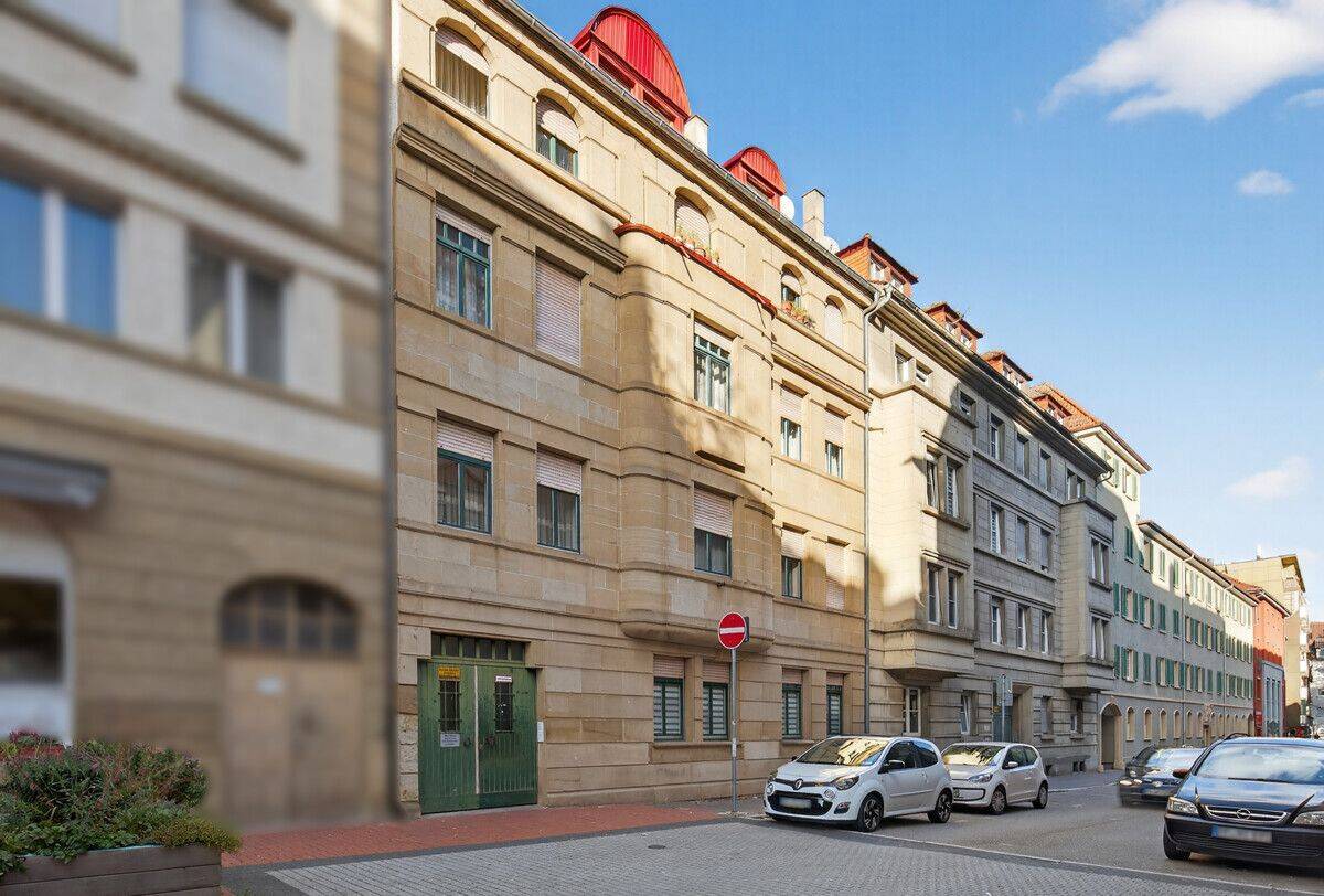 Altbau mit Charme und Rendite in der Nordstadt! Gut vermietete 4-Zimmer-ETW!, 75177 Pforzheim (Katharinenthalerhof Eutingen Nordstadt Nordweststadt Oststadt)