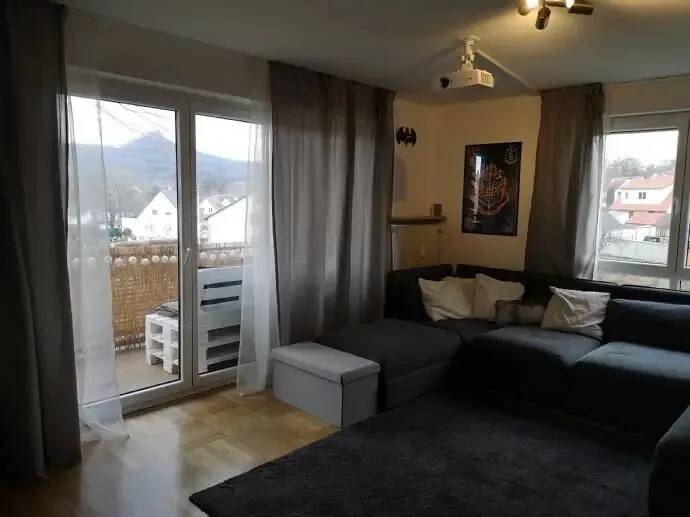 Hechingen, 3-Zimmer-Wohnung mit Balkon im 1. OG, 72379 Hechingen