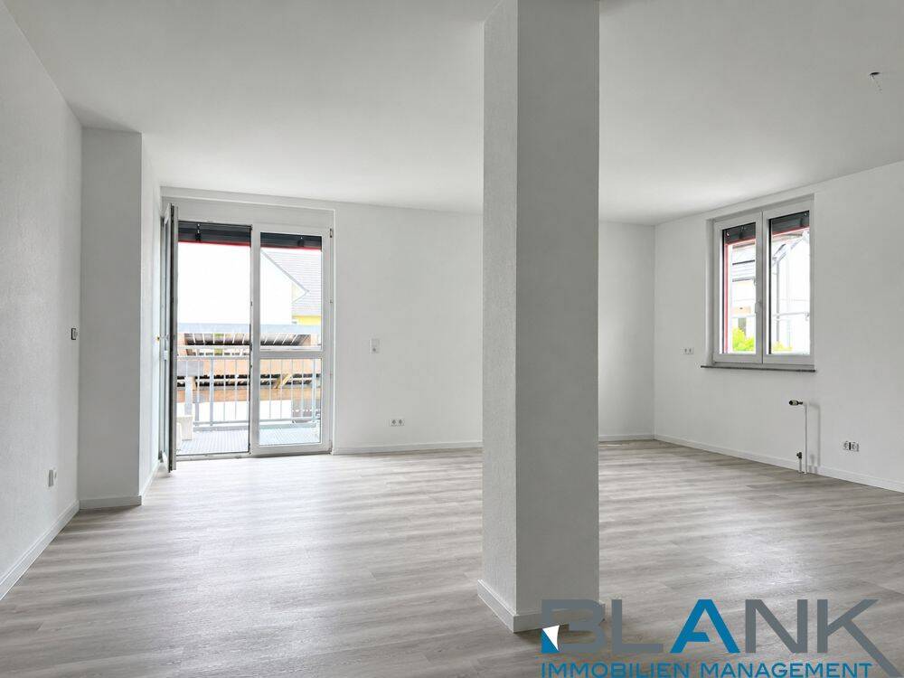 Schöne 3 Zimmerwohnung mit Balkon – Erstbezug, 71083 Herrenberg