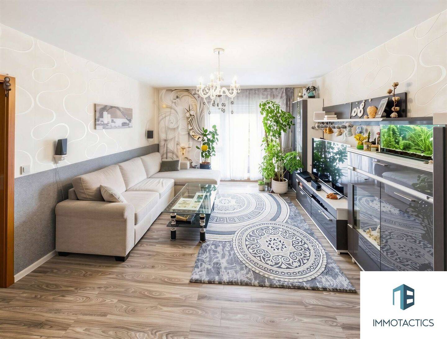 75 m² Eigentumswohnung mit Aufzug, Balkon, Einbauküche und Stellplatz in zentraler Lage, 55543 Bad Kreuznach