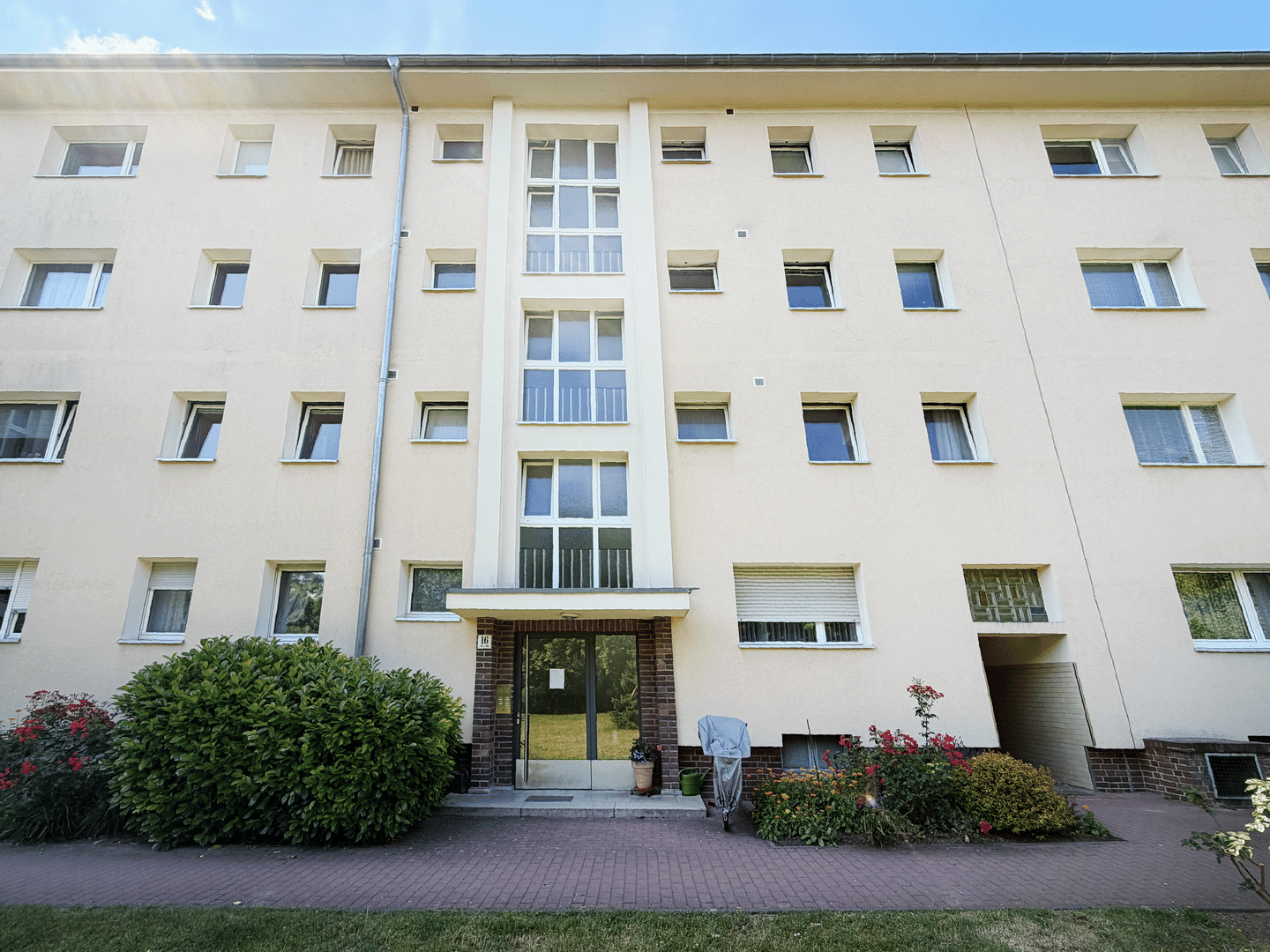 Stilvoll wohnen – Möblierte 2-Zimmer-Wohnung in Buckow, 12351 Berlin (Neukölln Britz Buckow Gropiusstadt Rudow)
