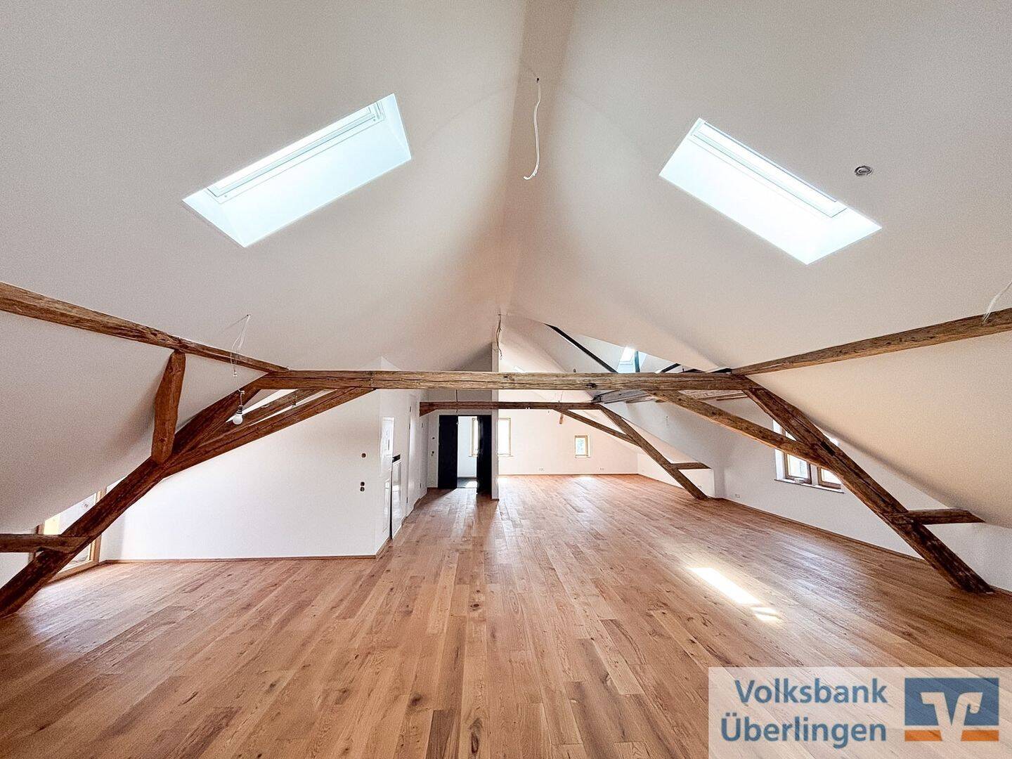 Exklusive Dachgeschosswohnung in bester Lage (Biogasheizung), 78462 Konstanz