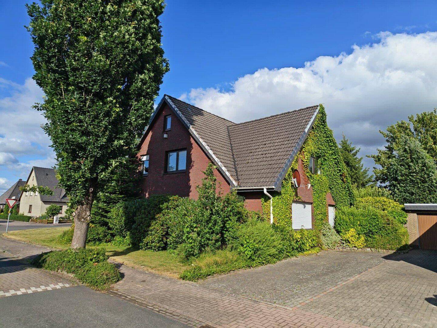Raumwunder mit Einliegerwohnung & Doppelgarage – provisionsfrei – Erbpacht, 27239 Twistringen