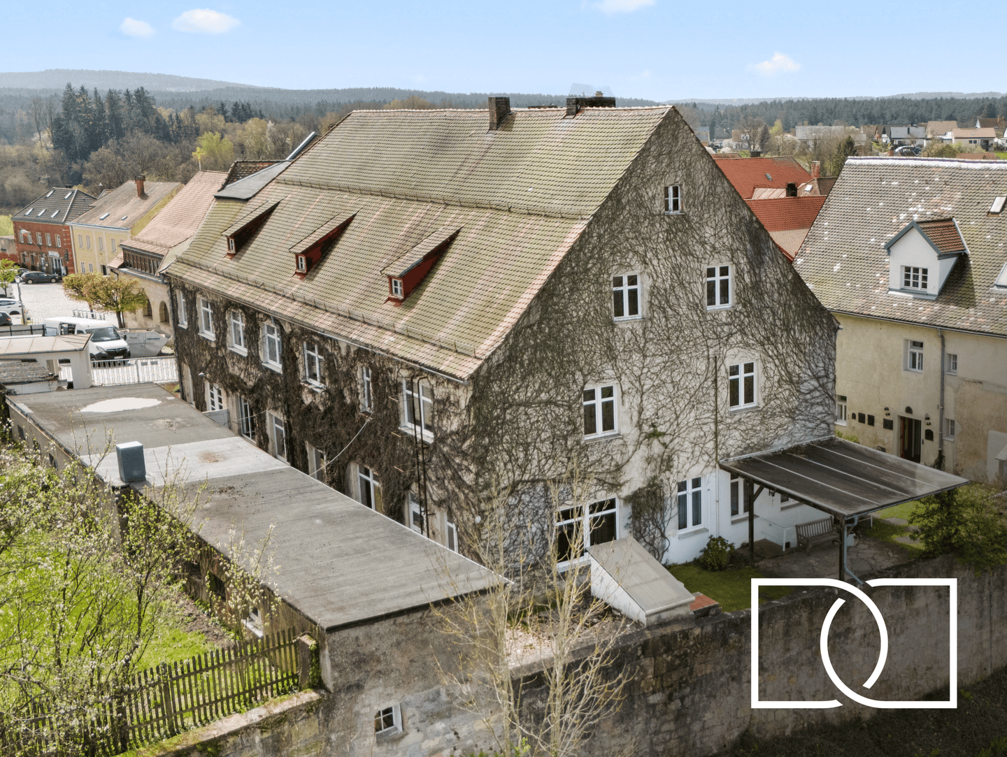 Historisches Schmuckstück! Wohnhaus mit denkmalgeschütztem Fabrikgebäude in zentraler Innenstadtlage, 95473 Creußen