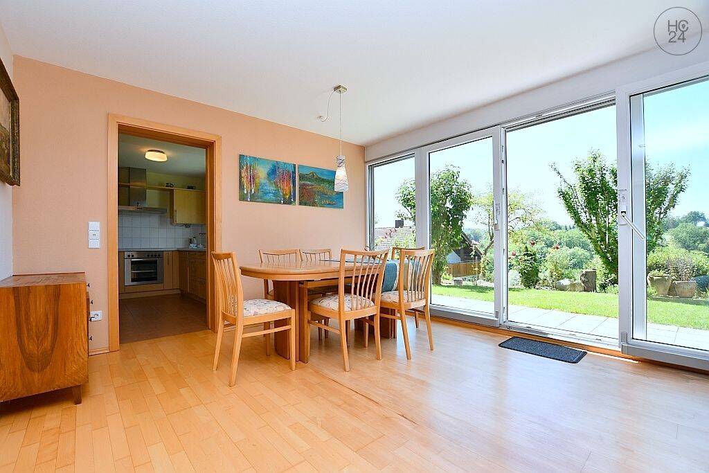 Sonnige, voll möblierte Einliegerwohnung mit Terrasse in Hochdorf, 73269 Hochdorf