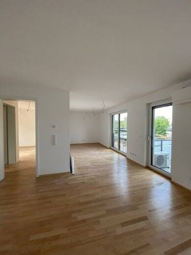 3 Zimmer Wohnung – Top ausgestattet mit Klimaanlage & Einbauküche, U-Bahn ums Eck, 90449 Nürnberg (Gebersdorf Neuröthenbach Röthenbach bei Schweinau)