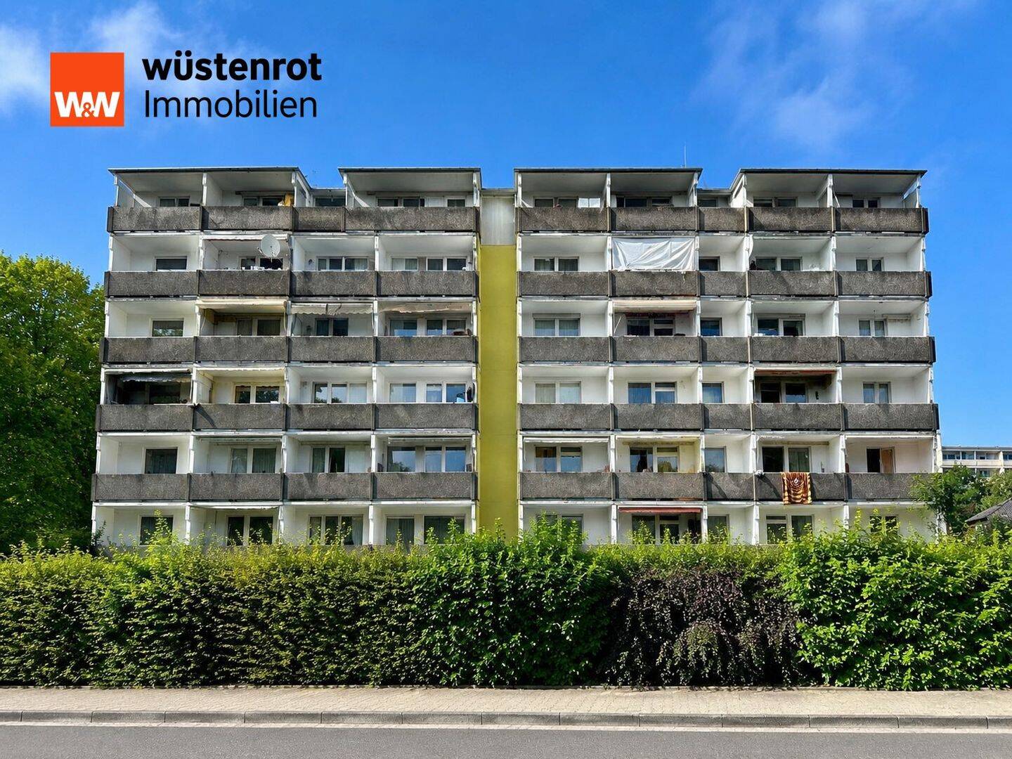 Charmantes Single-Apartment mit Balkon in begehrter Lage von Frankfurt-Nied, 65934 Frankfurt am Main (Höchst Nied)