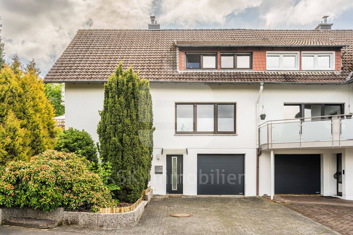 Gepflegte Doppelhaushälfte mit Garage in Nümbrecht!, 51588 Nümbrecht