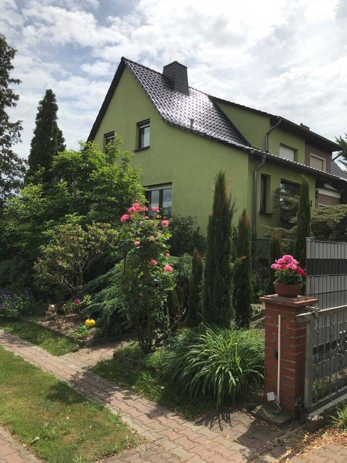 Schönes EFH mit Pool, Wintergarten, Doppelcarport + Tiefgarage!, 14776 Brandenburg an der Havel