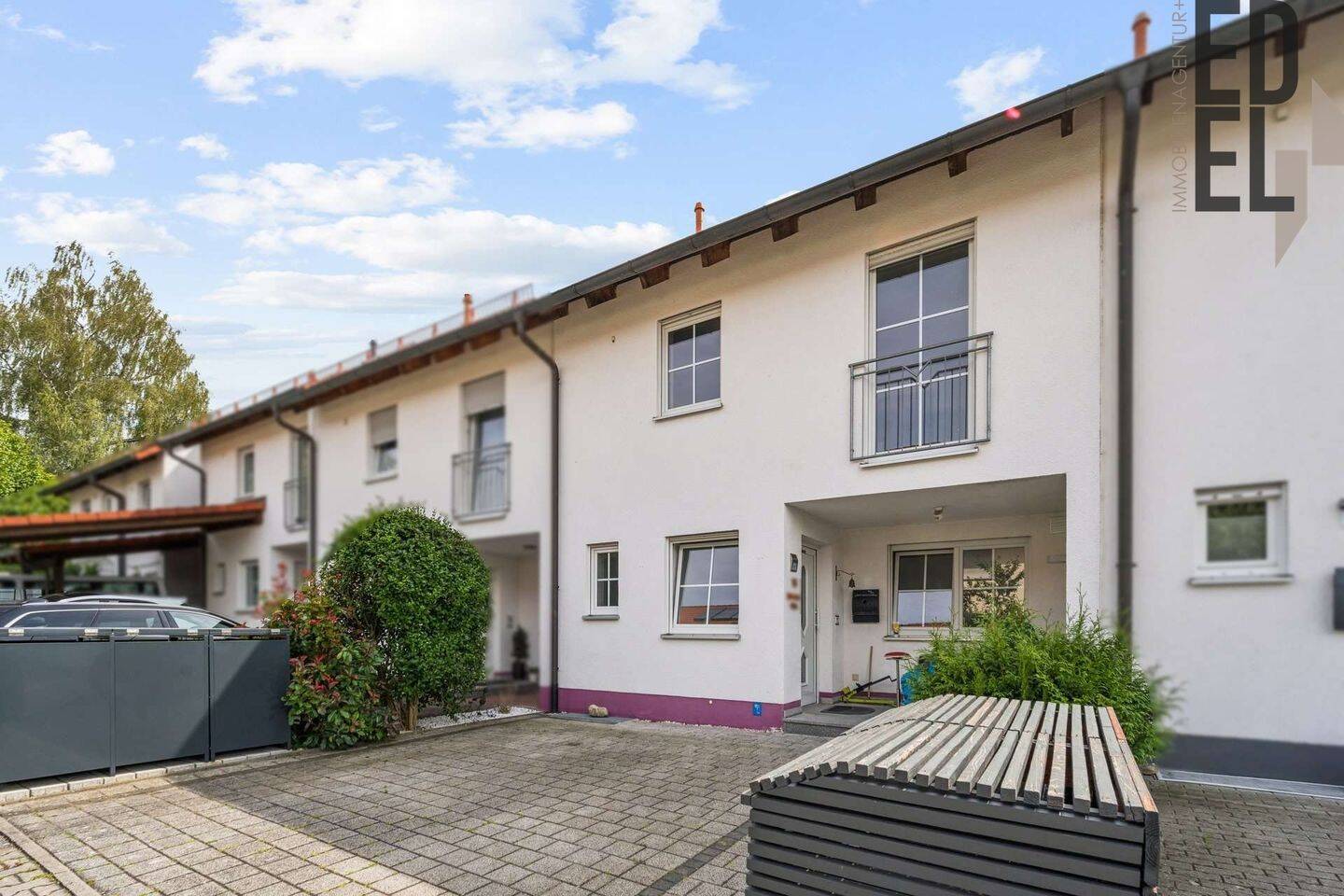 Amberg | Charmantes Reihenmittelhaus mit Südwestgarten, Kamin & Ausbaureserve, 92224 Amberg