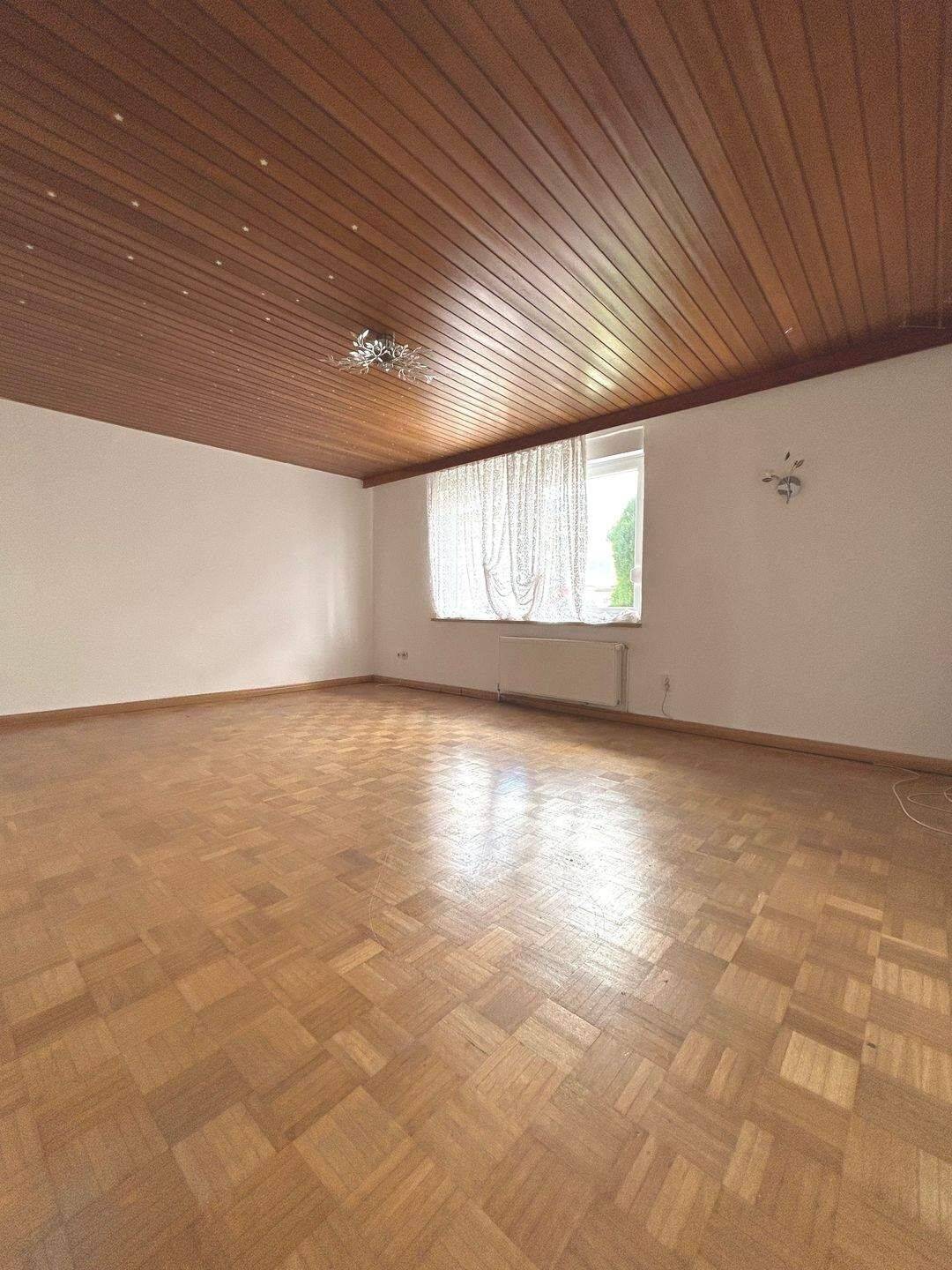 Feine 2 Zimmer Erdgeschoss-Wohnung, nähe Zentrum in 91781 Weißenburg i. Bay., 91781 Weißenburg i. Bay.