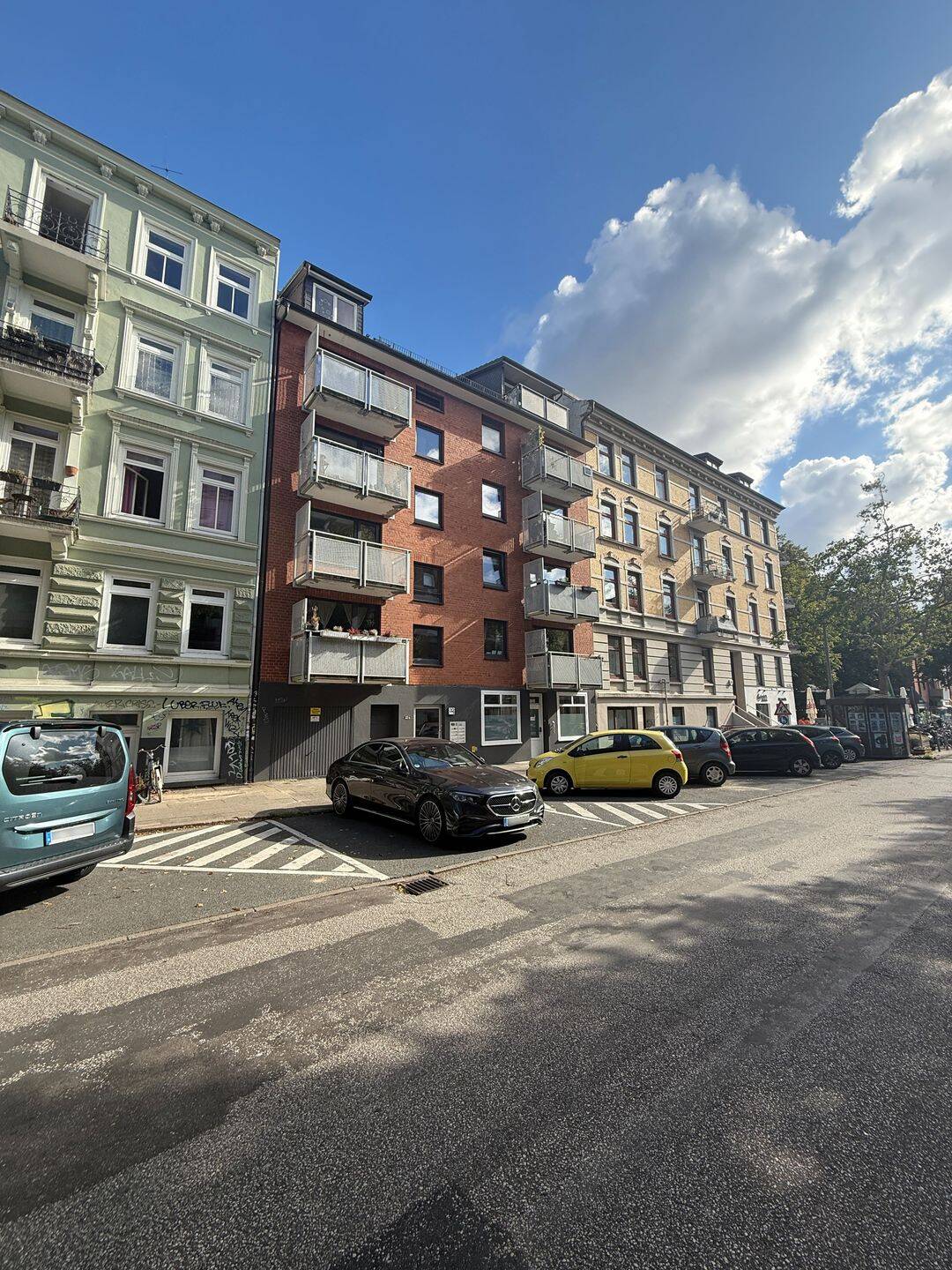 Mehrfamilienhaus (Indexmiete) 26fach, top Lage, Eimsbüttel mit 9 Wohneinheiten, Gewerbeeinheit und Garage., 20255 Hamburg (Eimsbüttel Hoheluft-West Lokstedt Stellingen)
