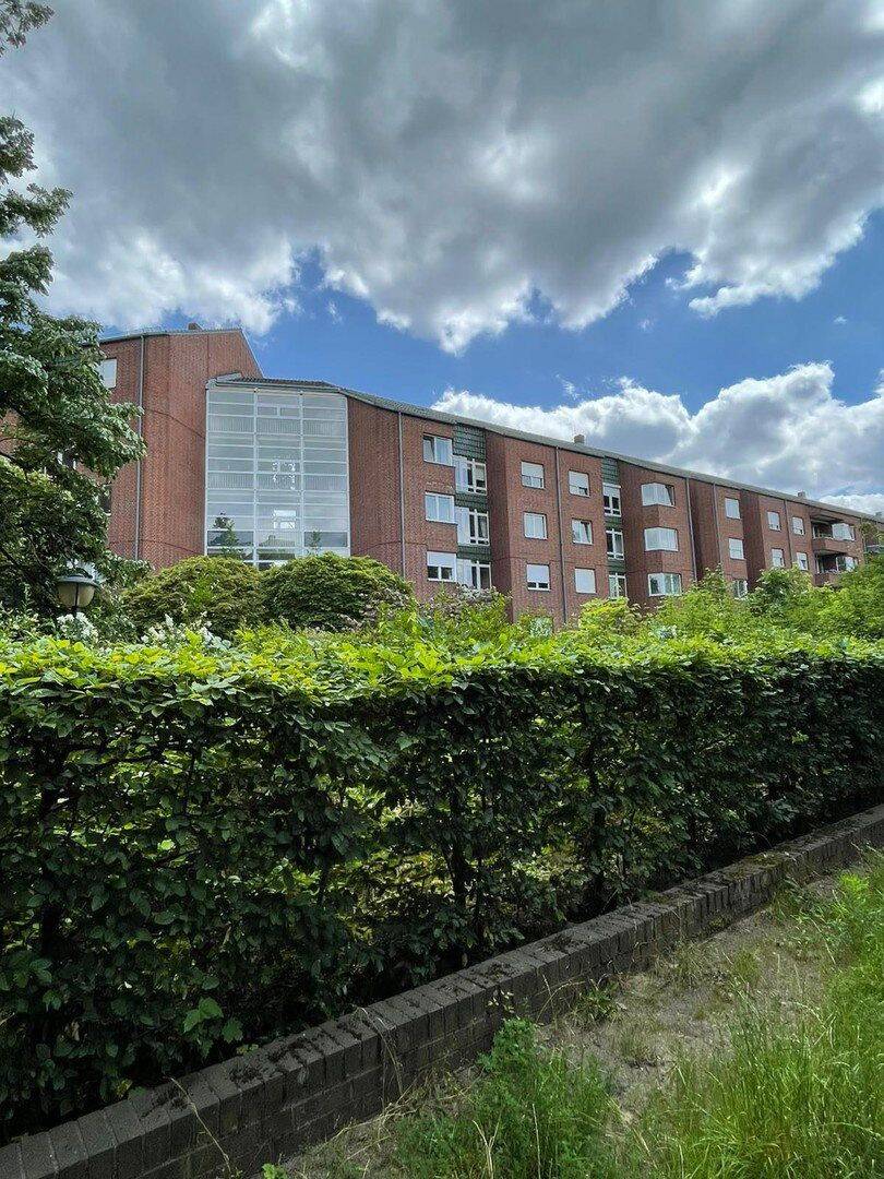 Geräumige, sonnige 4 Zimmerwohnung in Berlin Wittenau, 13469 Berlin (Reinickendorf)