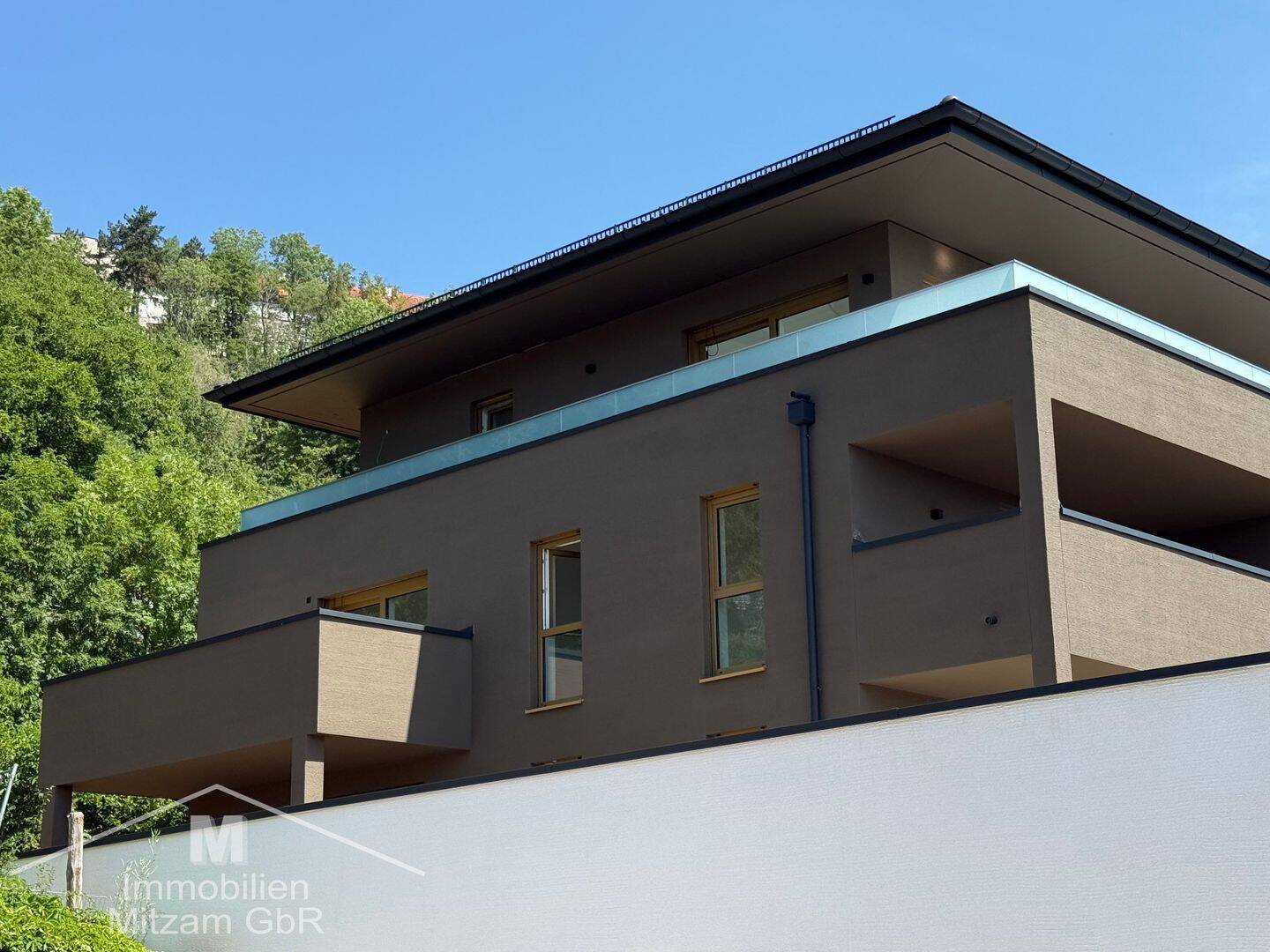 DAS GAISBERG – Wohnen mit Ausblick: Neubau 2-Zimmer-OG-Whg. mit EBK u. TG-Stellplatz, 92339 Beilngries