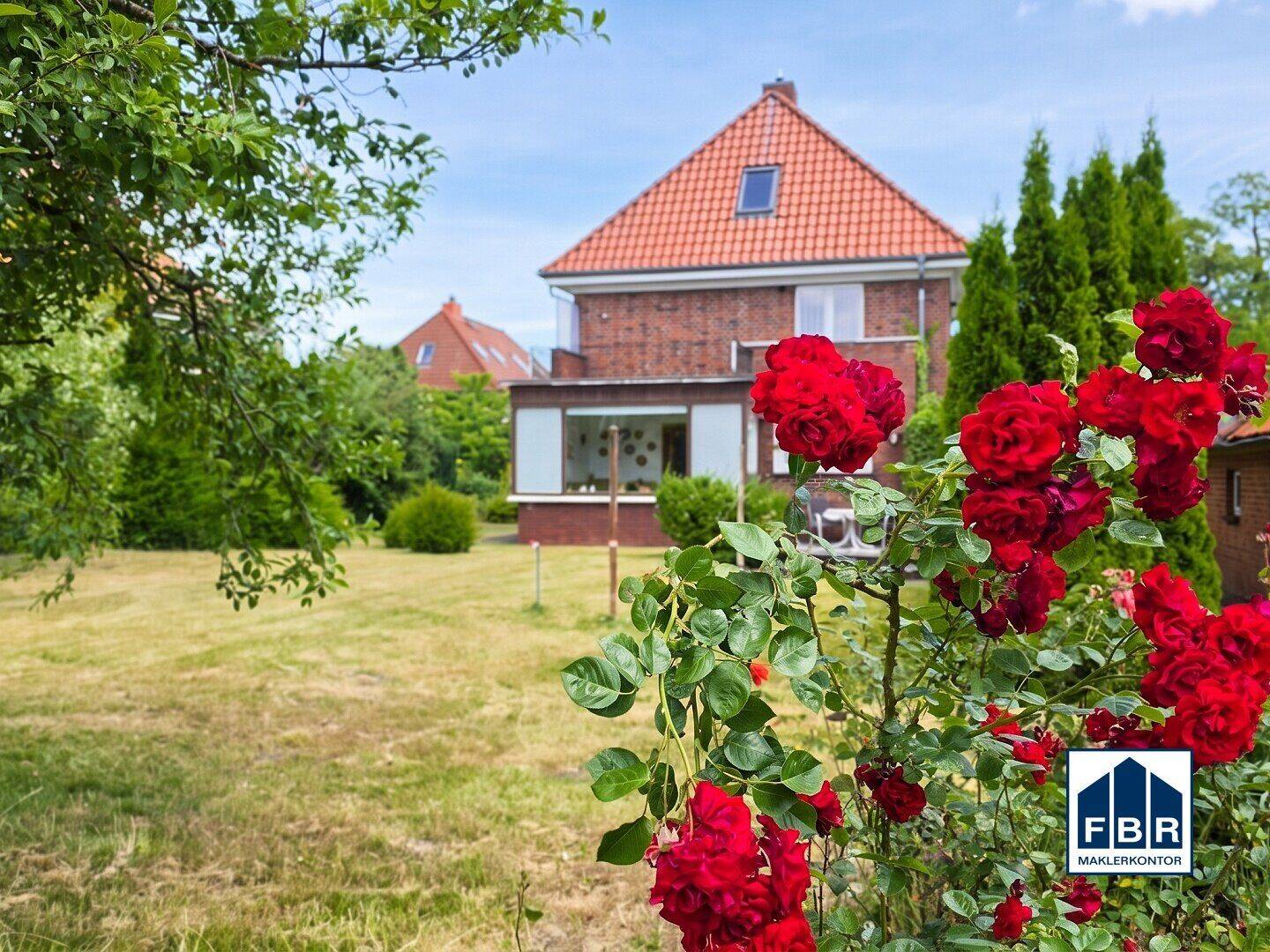 Wohnen mit Gartenidylle – gepflegtes Haus in beliebter Stadtlage, 19057 Schwerin