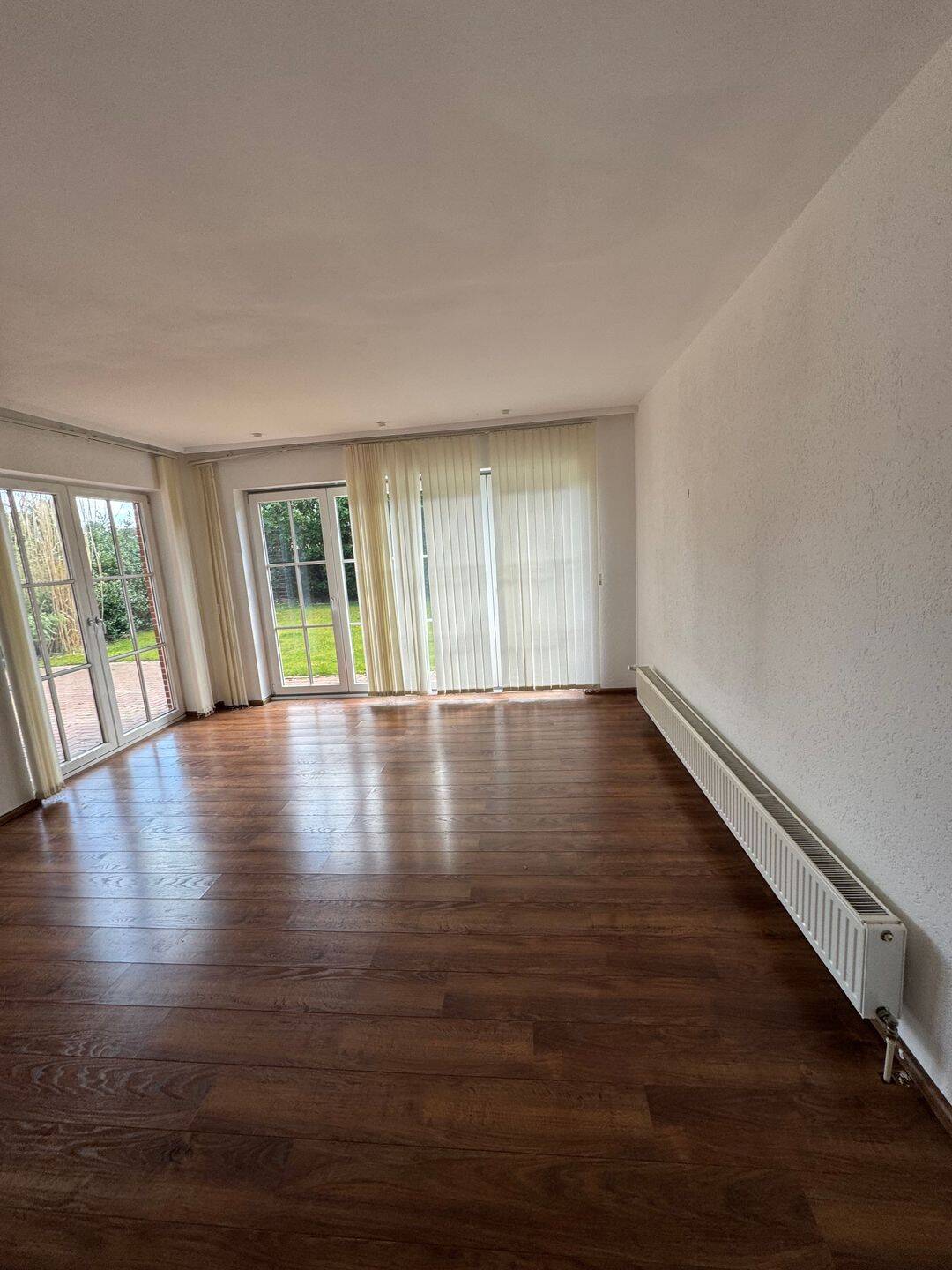 Großzügige 3,5 Zimmer Wohnung mit Südterasse zu vermieten, 25767 Albersdorf