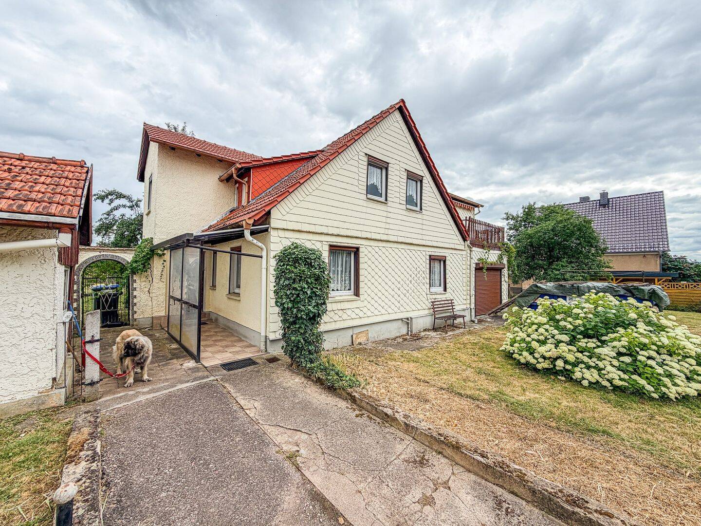 Einfamilienhaus mit Potenzial – Gestalten Sie Ihr neues Zuhause nach Ihren eigenen Vorstellungen, 36433 Bad Salzungen (Moorgrund)