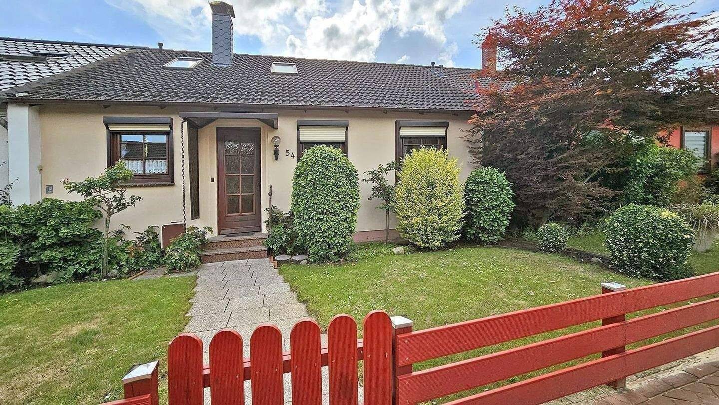 Familienfreundliches Reihenhaus in Huchting!! **Provisionsfrei**, 28259 Bremen (Grolland Kirchhuchting Mittelshuchting Sodenmatt)