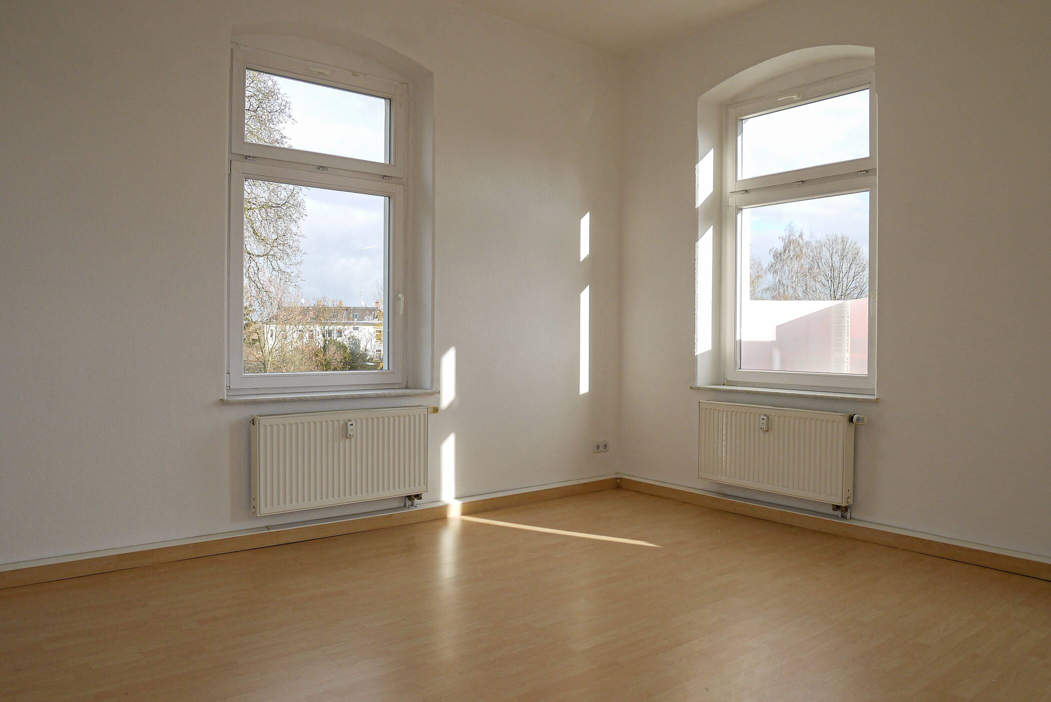 Ruhig gelegene, renovierte 2-Raumwohnung in super Lage, 2763 Bertsdorf-Hörnitz