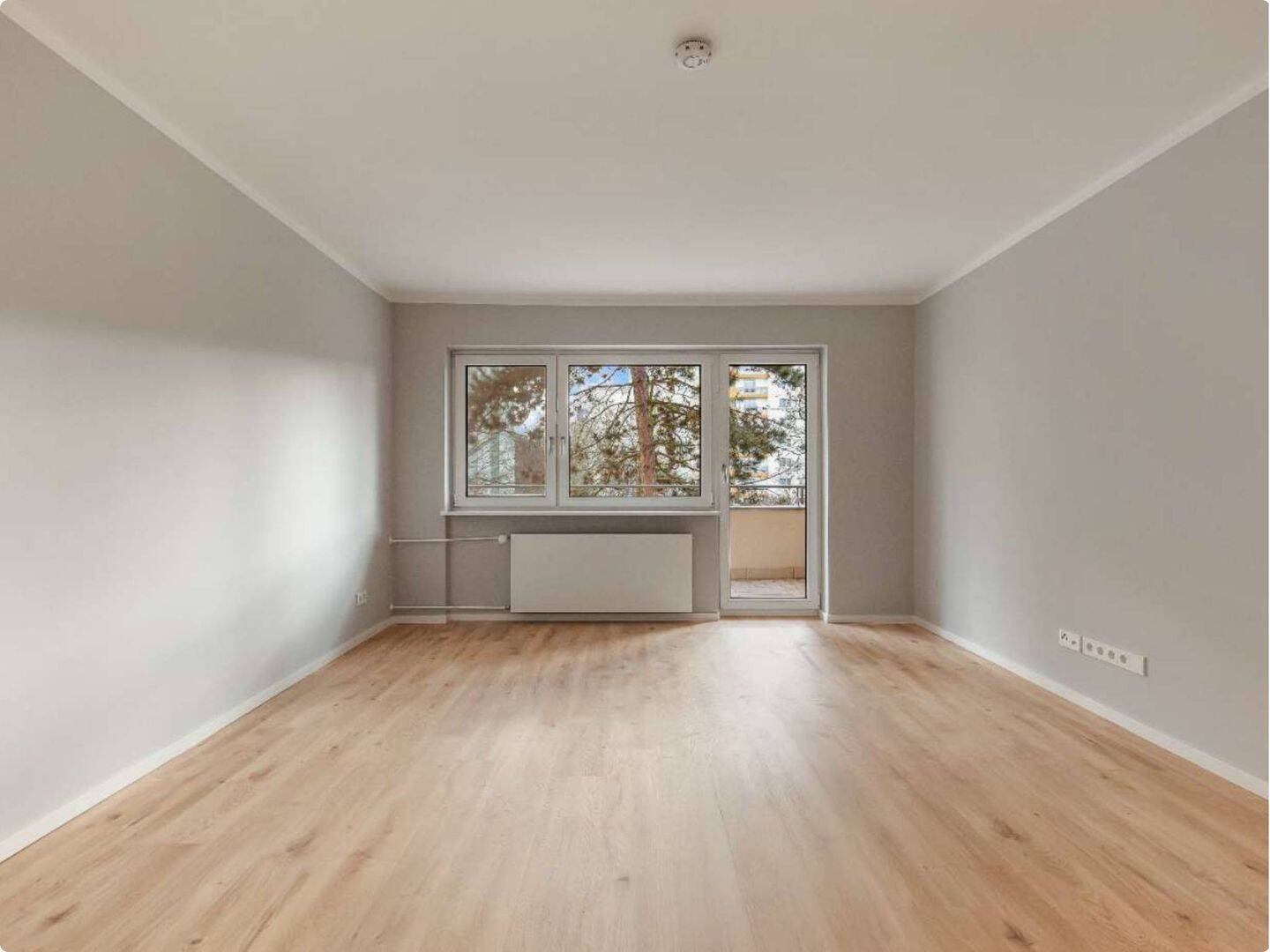 Ankommen & Genießen: Schicke 2-Zimmer-Wohnung mit Balkon, 12279 Berlin (Tempelhof-Schöneberg Lichterfelde Marienfelde)