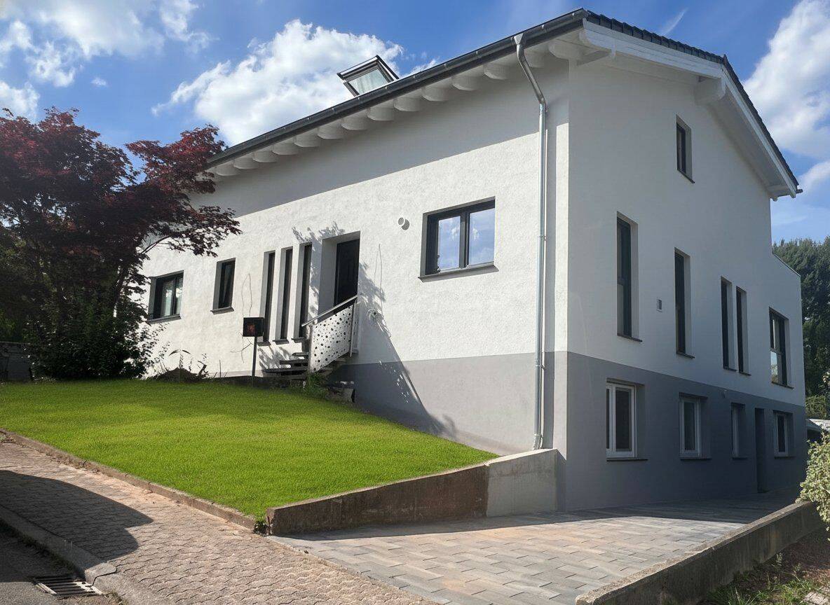 Ihr Traumhaus mit Einliegerwohnung und vielen Extras – modernes Wohnen in Großrosseln, 66352 Großrosseln