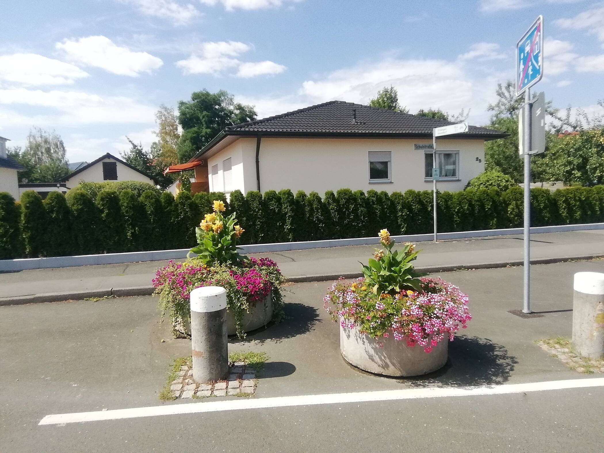 Bungalow mit großem Grundstück in ruhiger Wohnlage von Herzogenaurach/Niederndorf, 91074 Herzogenaurach