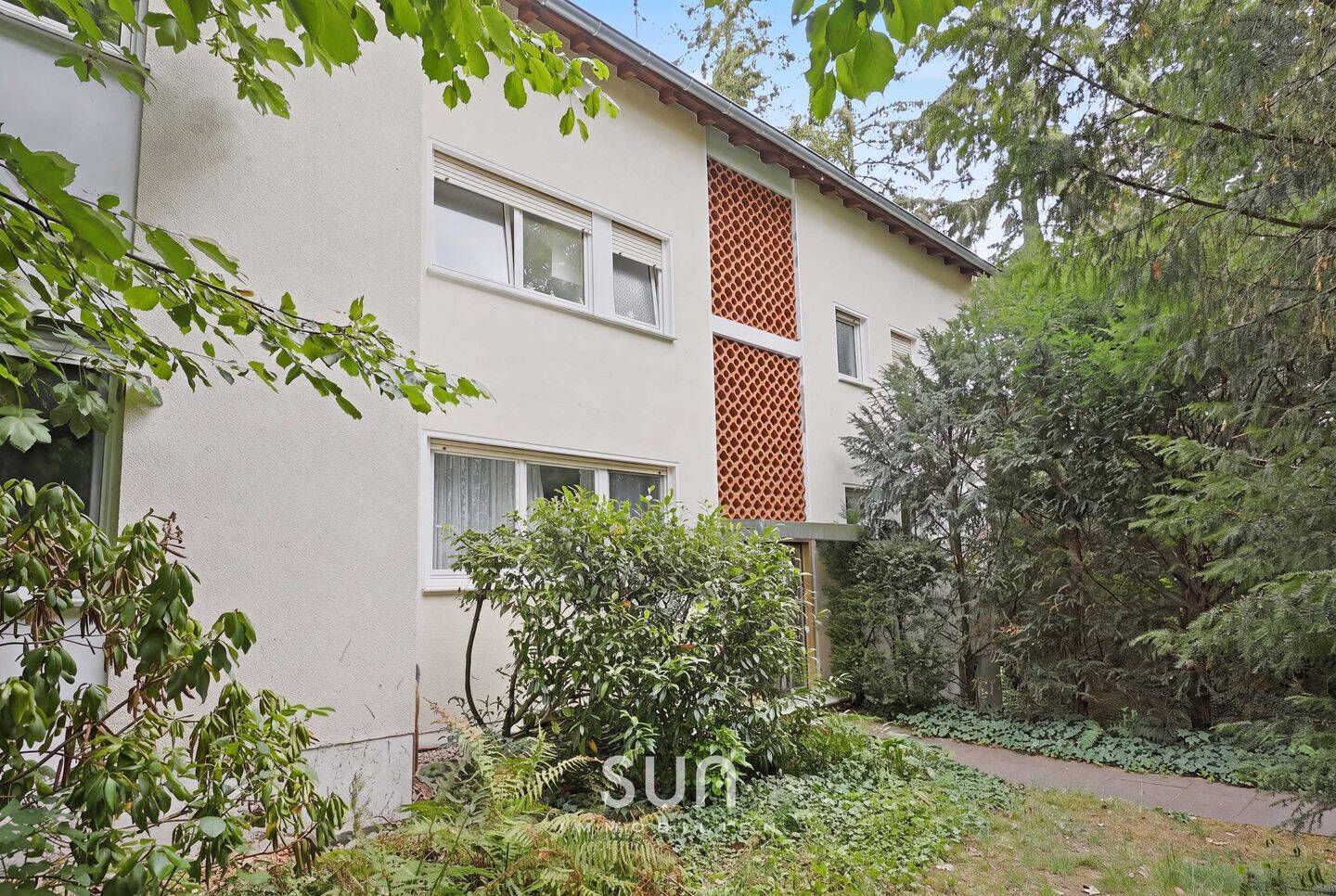 WG-Zimmer für Studenten – eigenes Küchenmodul – sofort verfügbar,in Dieburger str. Nähe Uni, 64287 Darmstadt (Darmstadt)